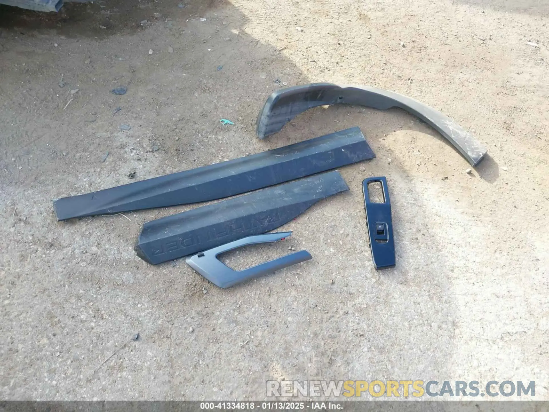11 Photograph of a damaged car 5N1DR3CB4PC221546 NISSAN PATHFINDER 2023