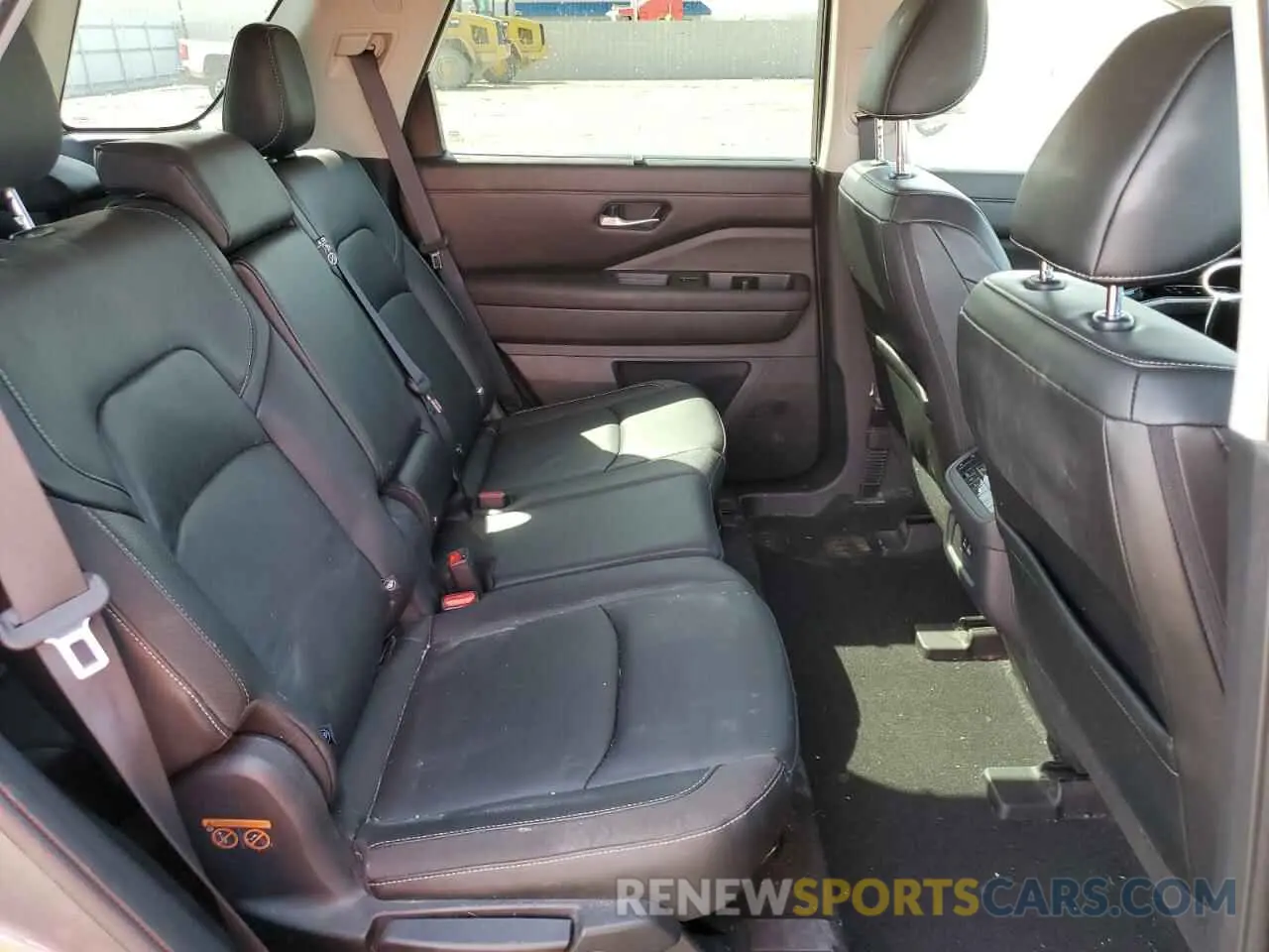 11 Photograph of a damaged car 5N1DR3CC5PC201153 NISSAN PATHFINDER 2023