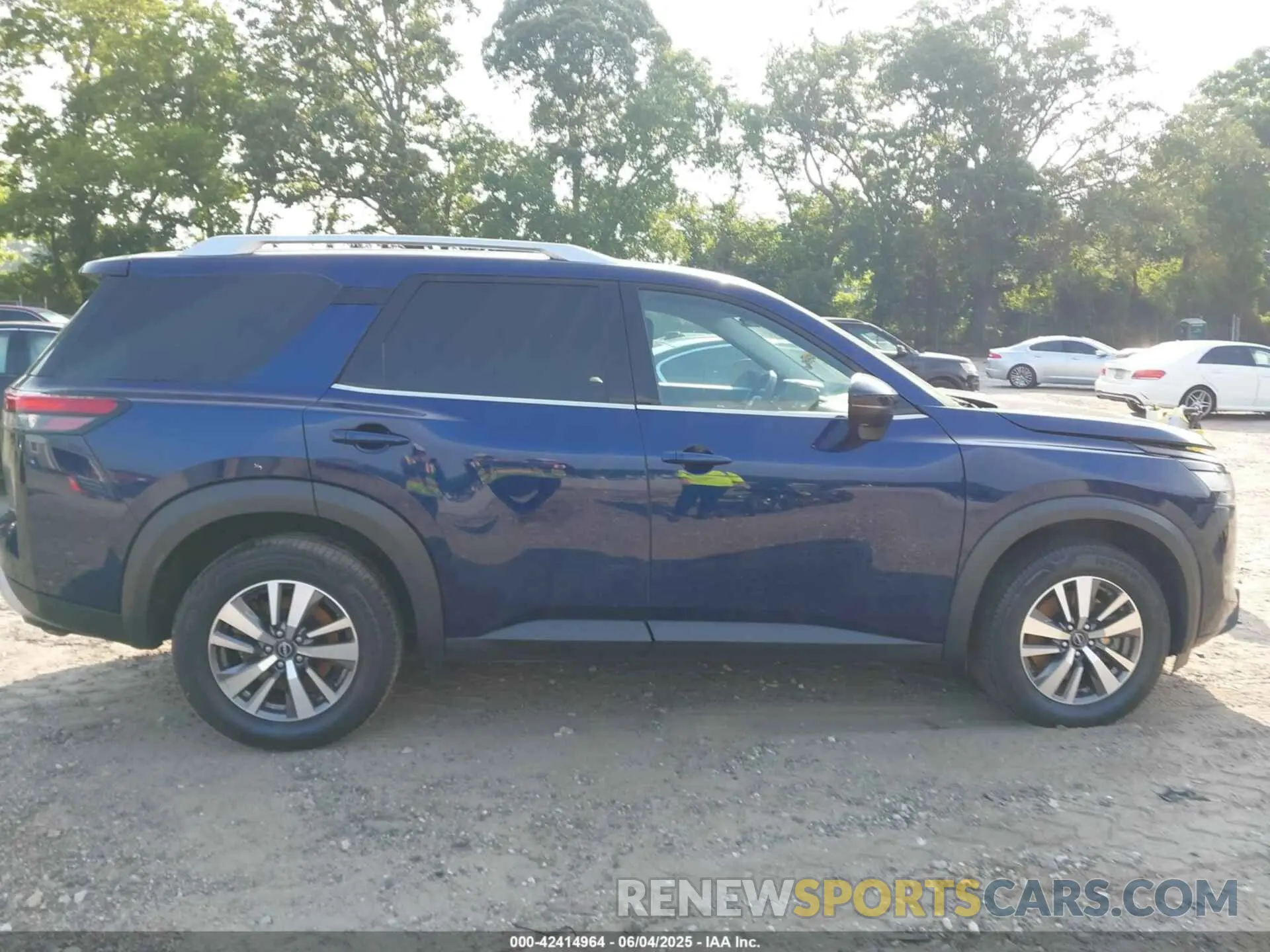 13 Photograph of a damaged car 5N1DR3CC5PC236985 NISSAN PATHFINDER 2023