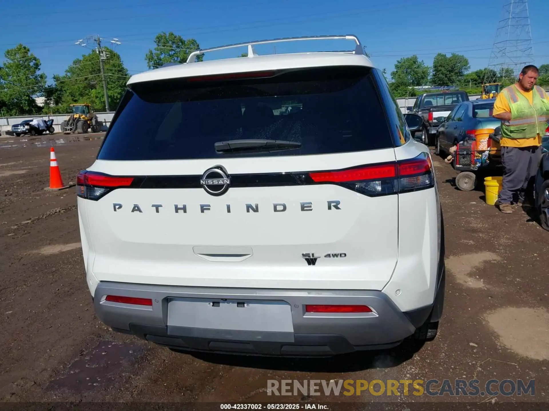 16 Photograph of a damaged car 5N1DR3CCXPC273840 NISSAN PATHFINDER 2023