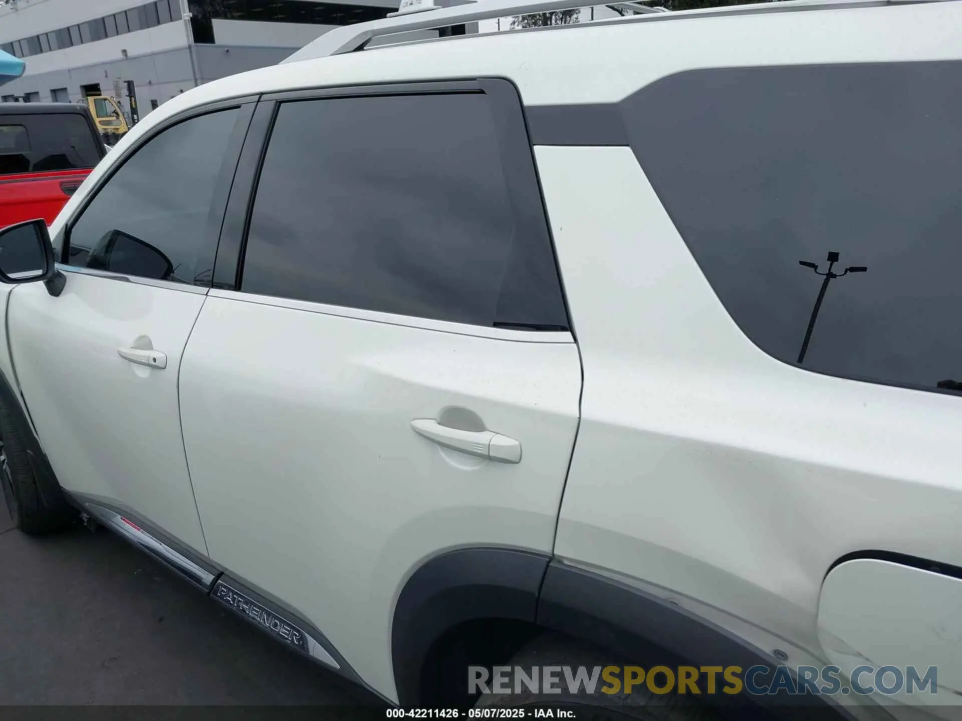 15 Photograph of a damaged car 5N1DR3DG0PC255834 NISSAN PATHFINDER 2023