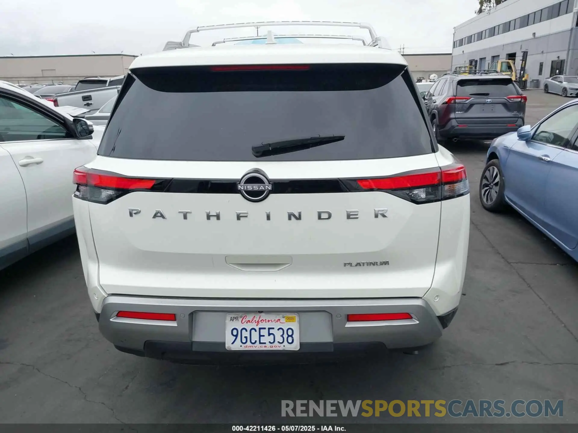 17 Photograph of a damaged car 5N1DR3DG0PC255834 NISSAN PATHFINDER 2023