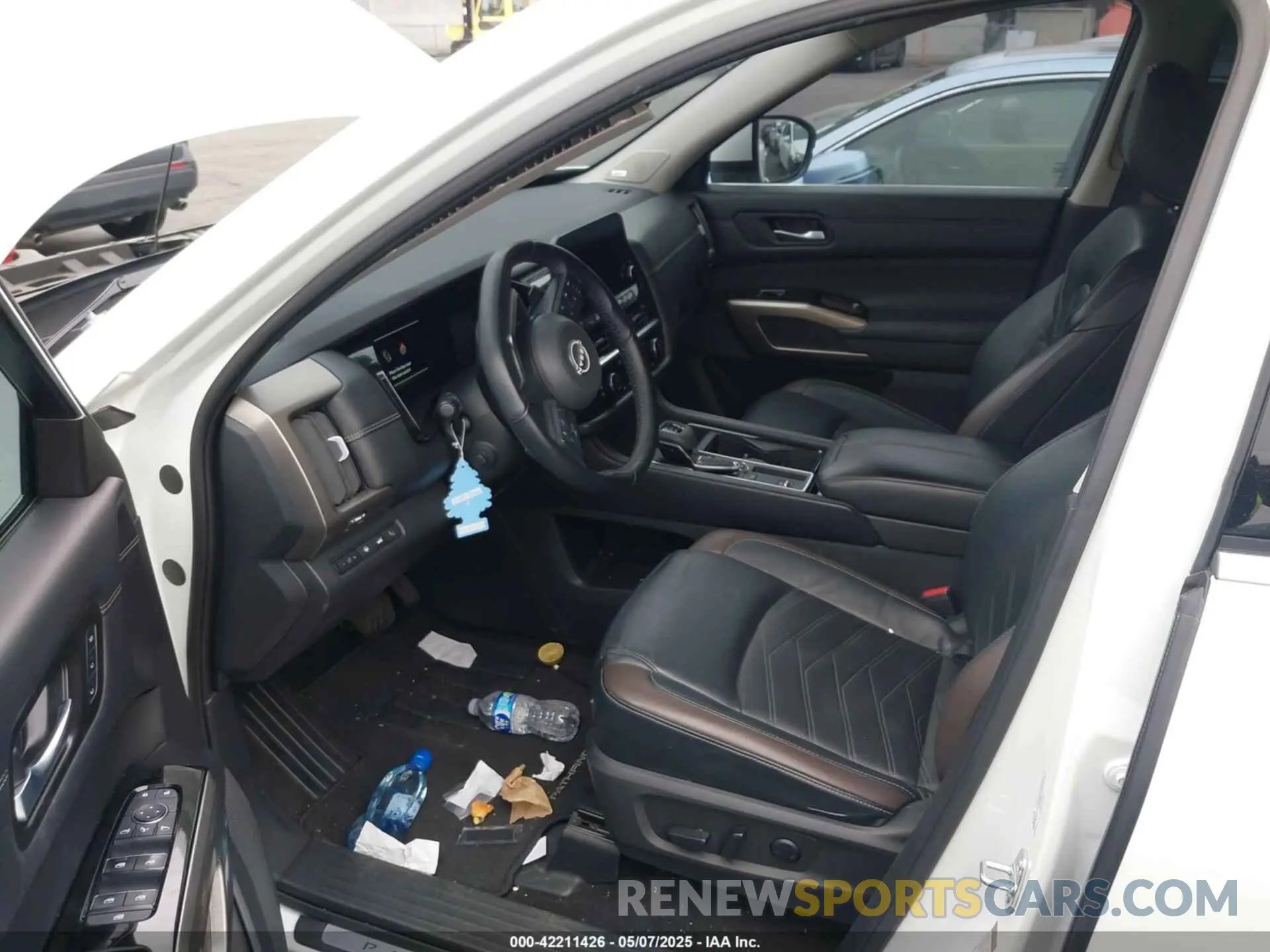 19 Photograph of a damaged car 5N1DR3DG0PC255834 NISSAN PATHFINDER 2023