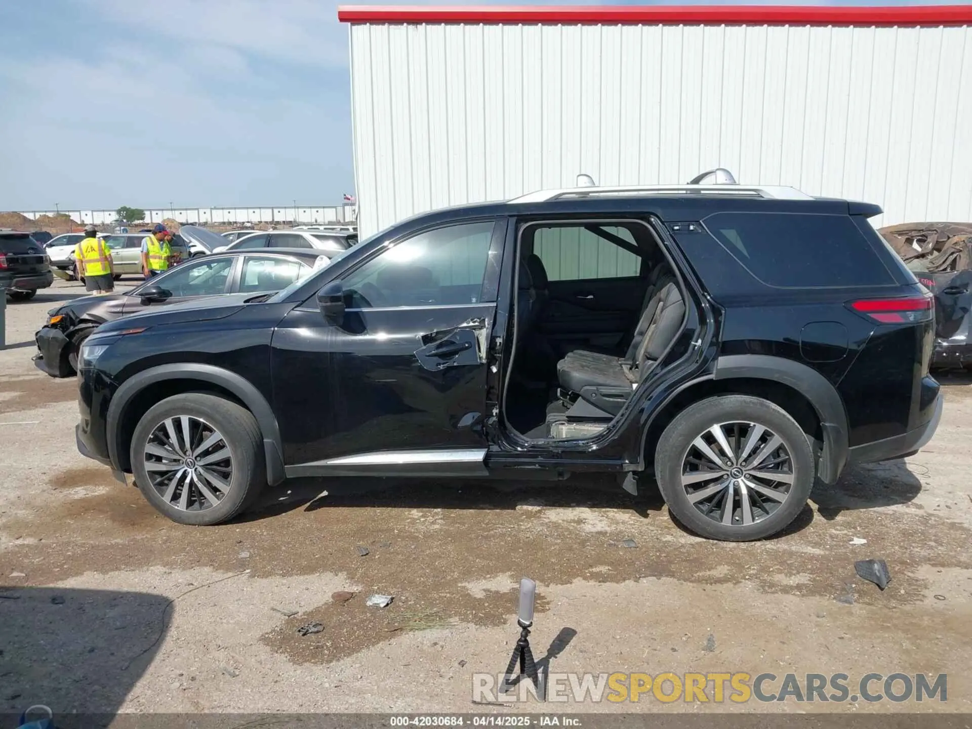 15 Photograph of a damaged car 5N1DR3DG1PC252330 NISSAN PATHFINDER 2023