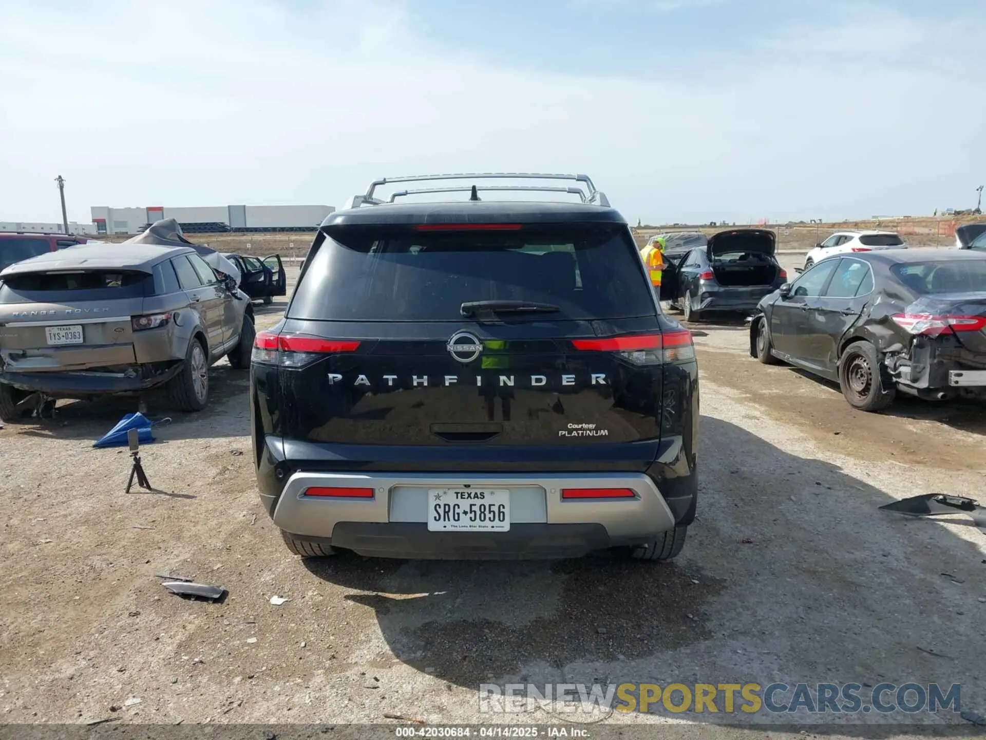 17 Photograph of a damaged car 5N1DR3DG1PC252330 NISSAN PATHFINDER 2023