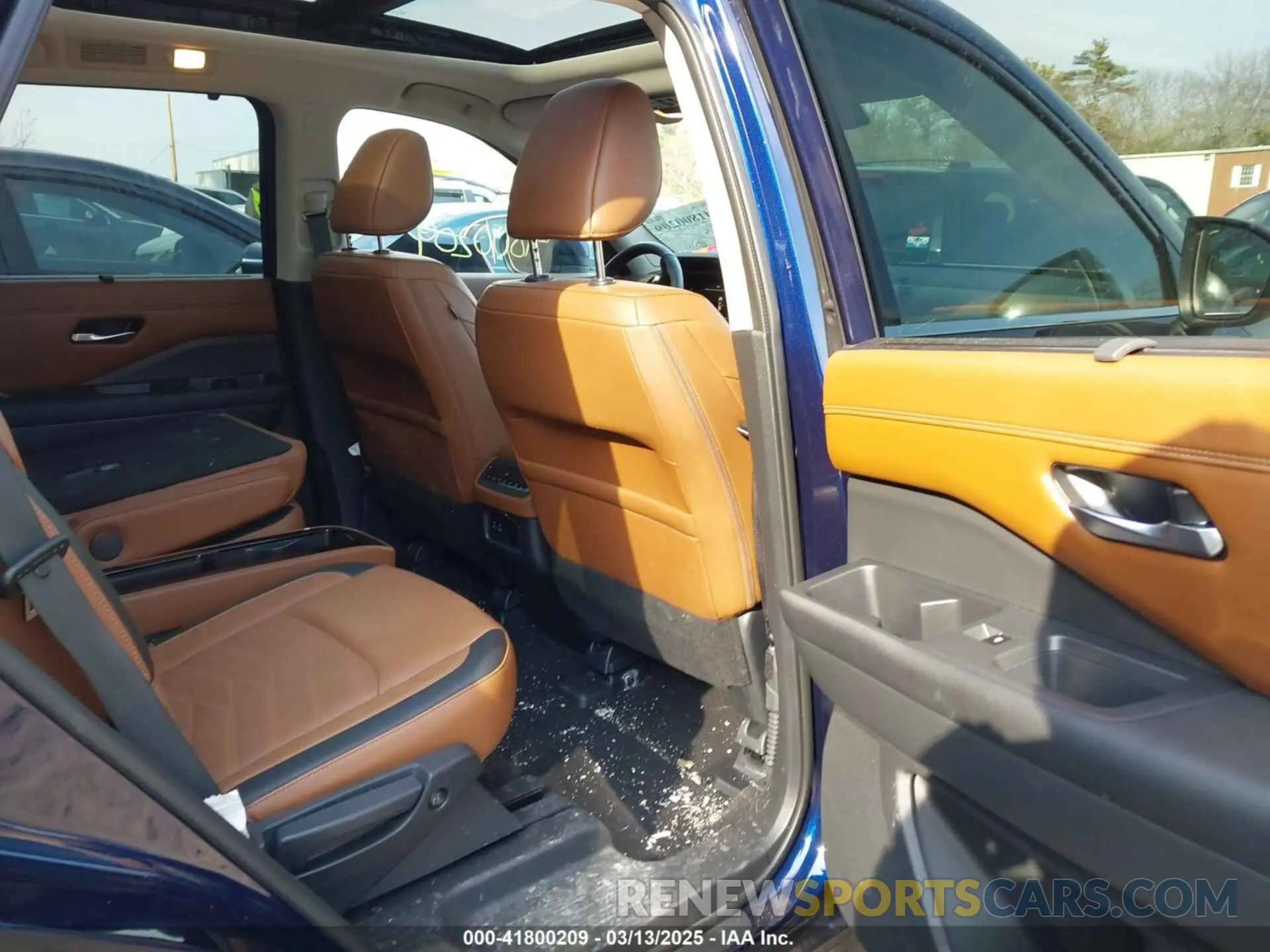 8 Photograph of a damaged car 5N1DR3DK2PC237839 NISSAN PATHFINDER 2023