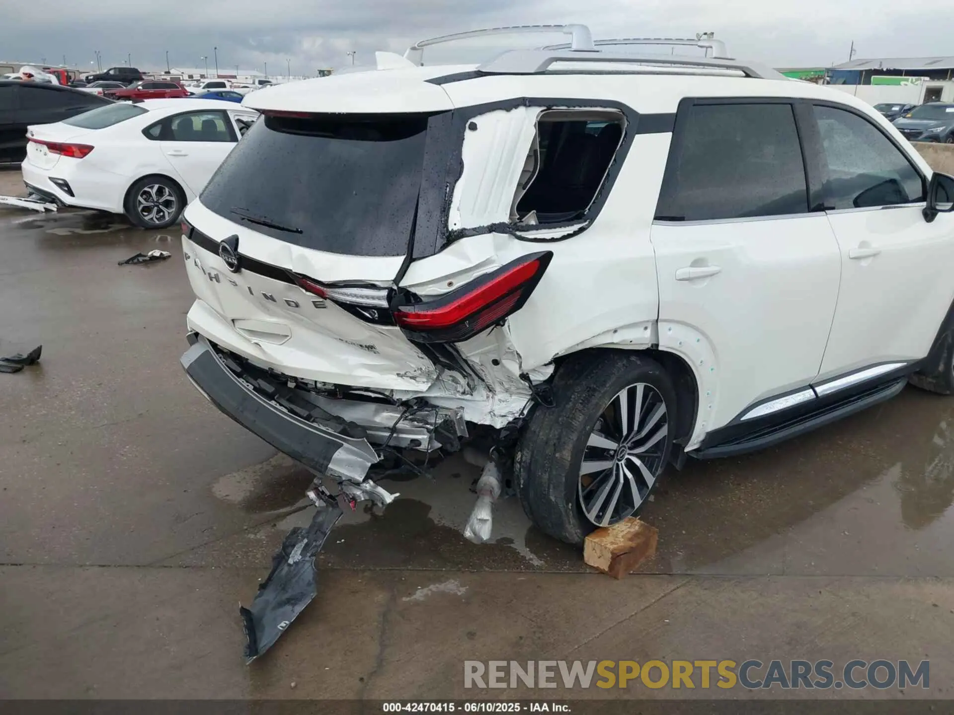 6 Photograph of a damaged car 5N1DR3DK3PC204722 NISSAN PATHFINDER 2023