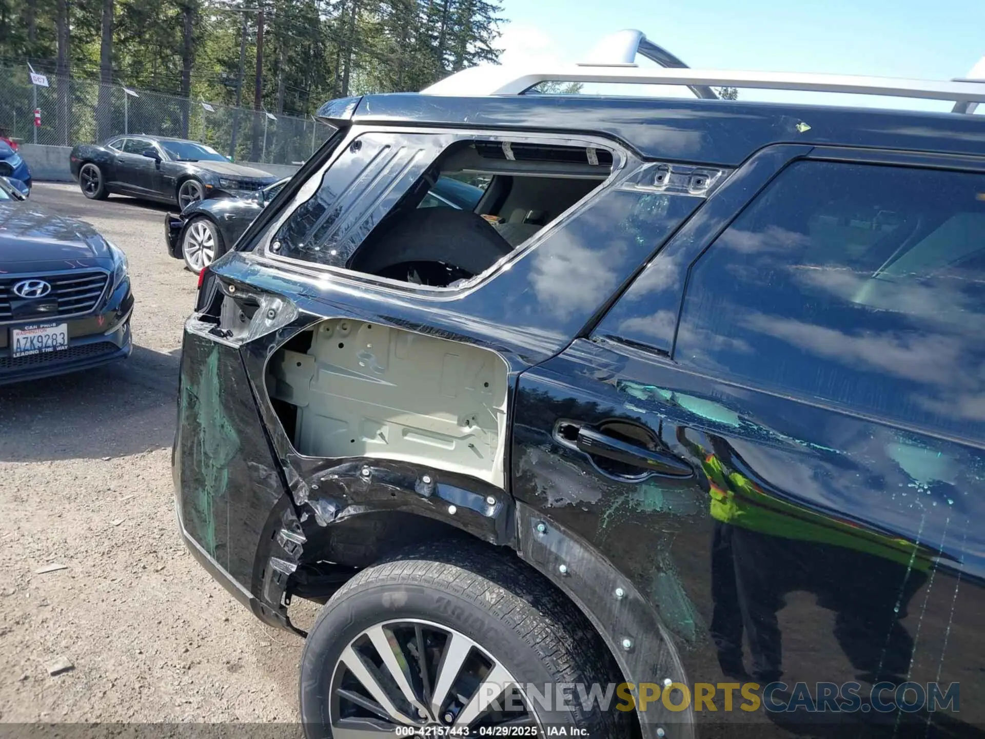 6 Photograph of a damaged car 5N1DR3DK8PC227655 NISSAN PATHFINDER 2023