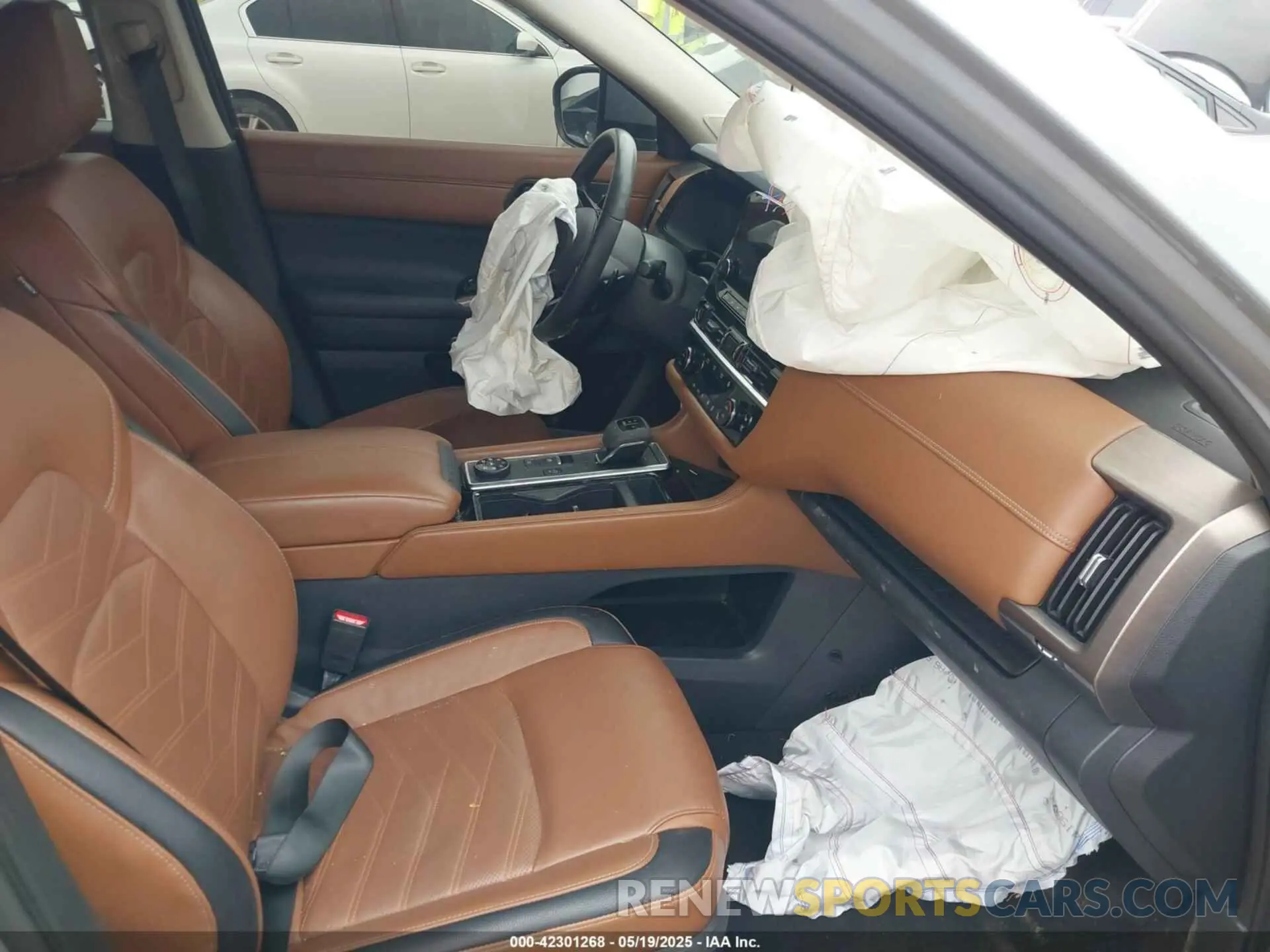 5 Photograph of a damaged car 5N1DR3DK9PC215868 NISSAN PATHFINDER 2023