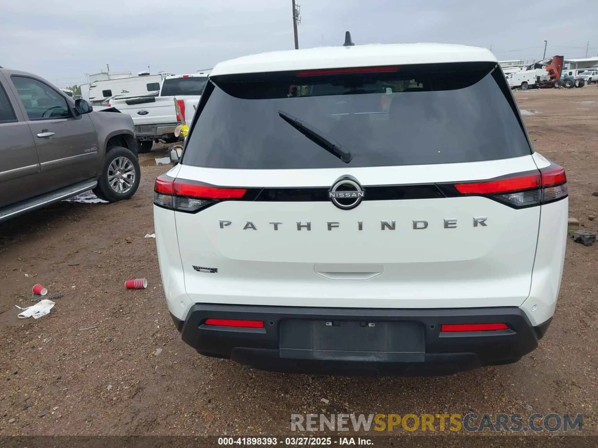 16 Photograph of a damaged car 5N1DR3AA5RC277167 NISSAN PATHFINDER 2024