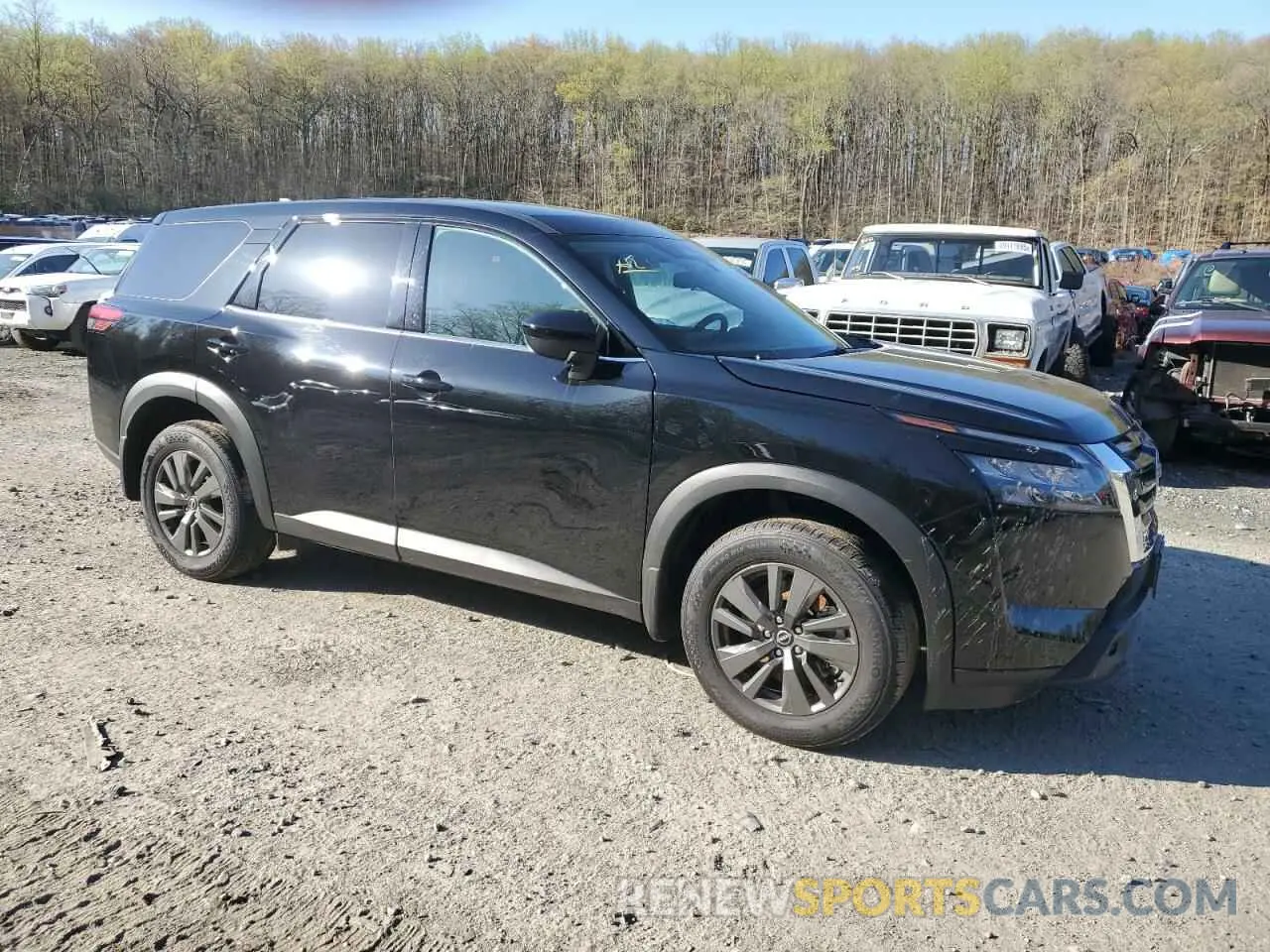 4 Photograph of a damaged car 5N1DR3AA7RC282631 NISSAN PATHFINDER 2024