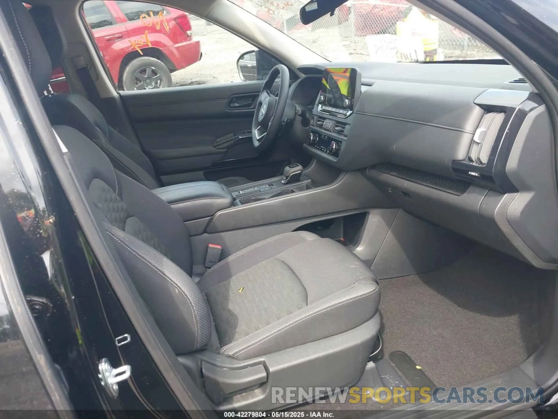 5 Photograph of a damaged car 5N1DR3AA9RC292576 NISSAN PATHFINDER 2024