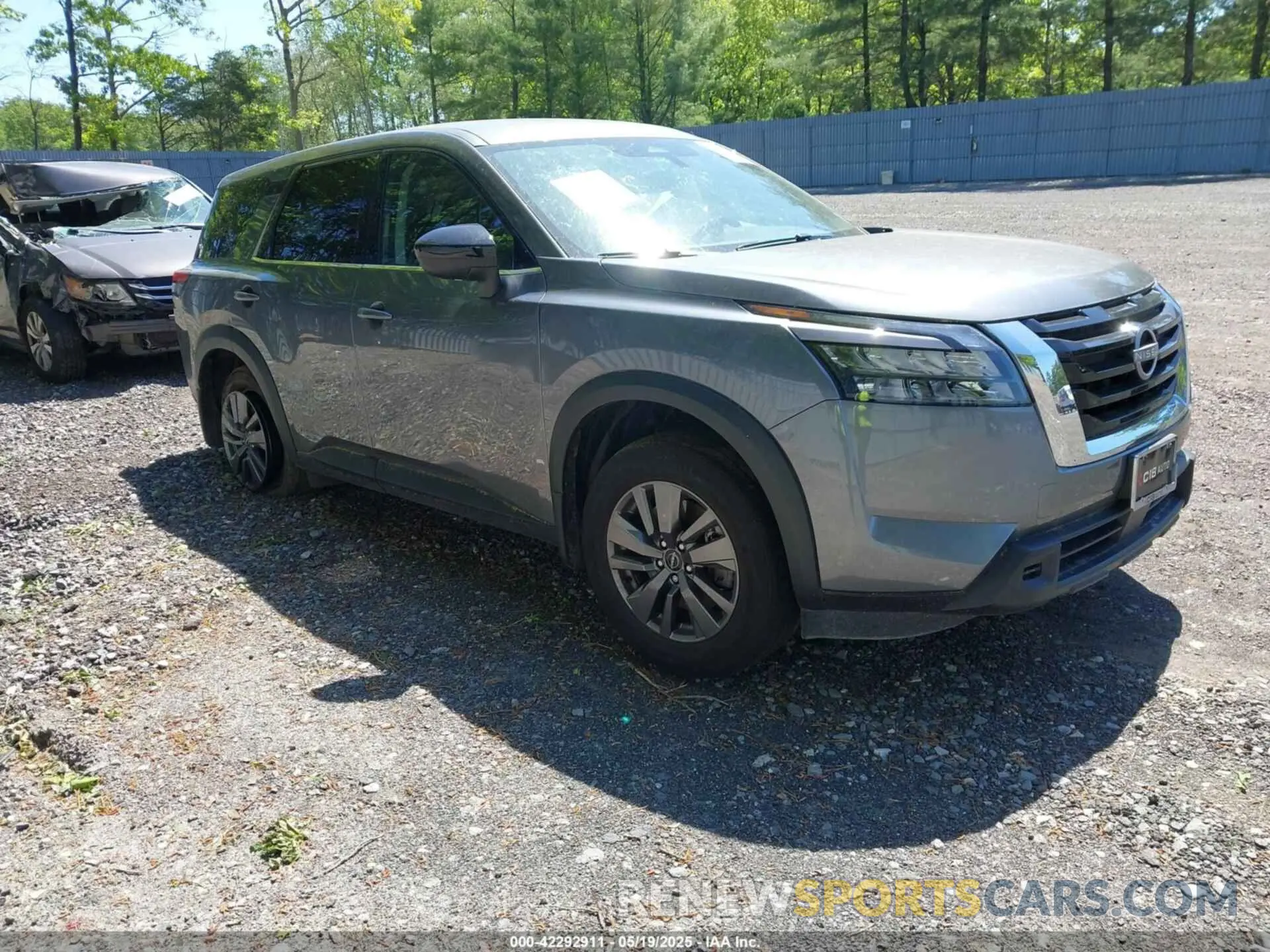 1 Photograph of a damaged car 5N1DR3AC0RC251741 NISSAN PATHFINDER 2024