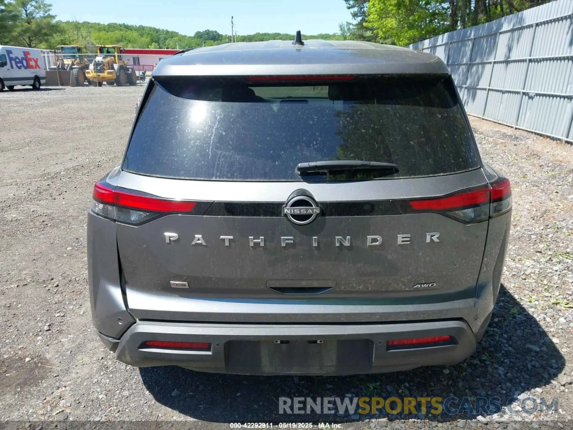 16 Photograph of a damaged car 5N1DR3AC0RC251741 NISSAN PATHFINDER 2024