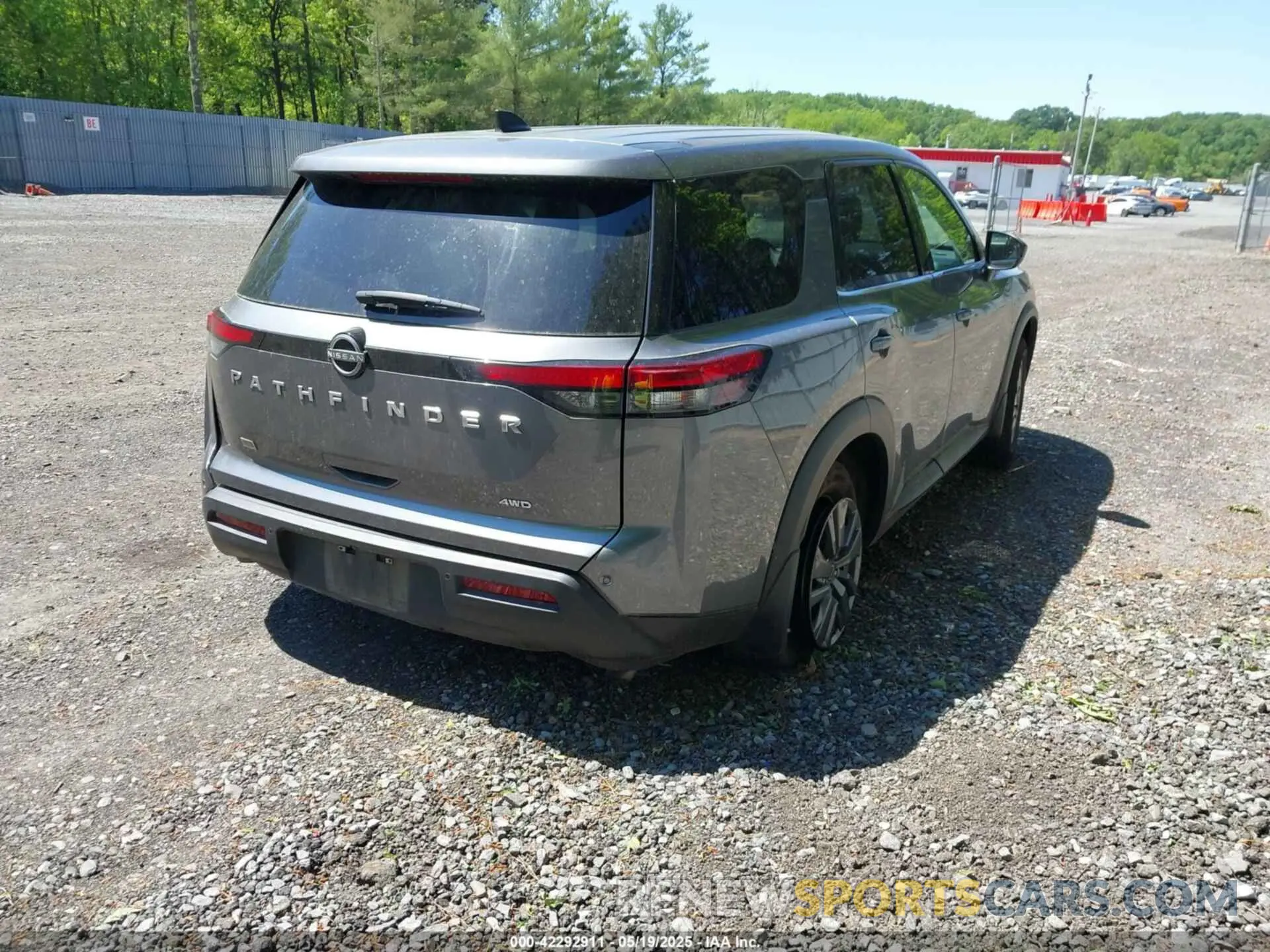4 Photograph of a damaged car 5N1DR3AC0RC251741 NISSAN PATHFINDER 2024
