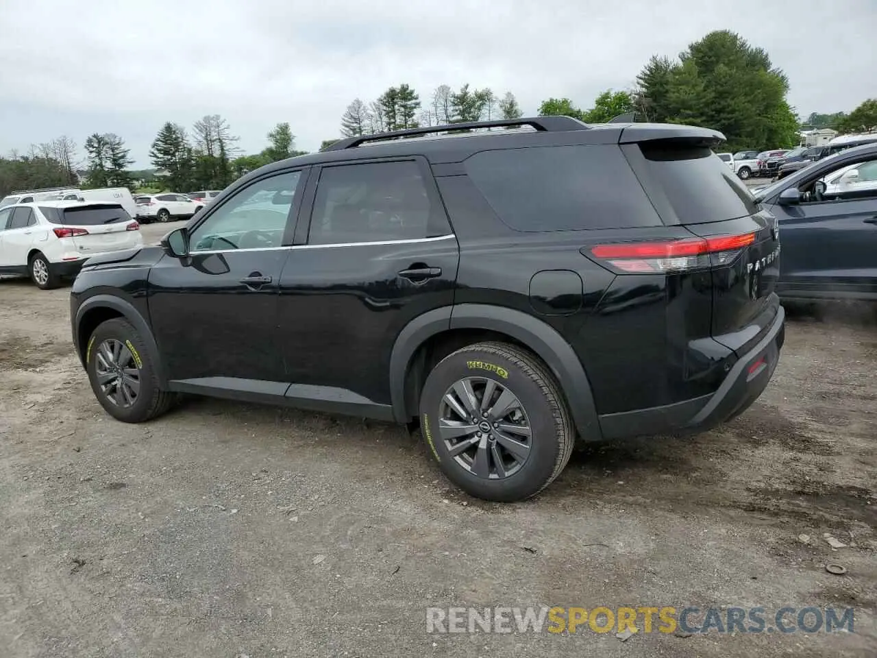2 Photograph of a damaged car 5N1DR3BA5RC300171 NISSAN PATHFINDER 2024