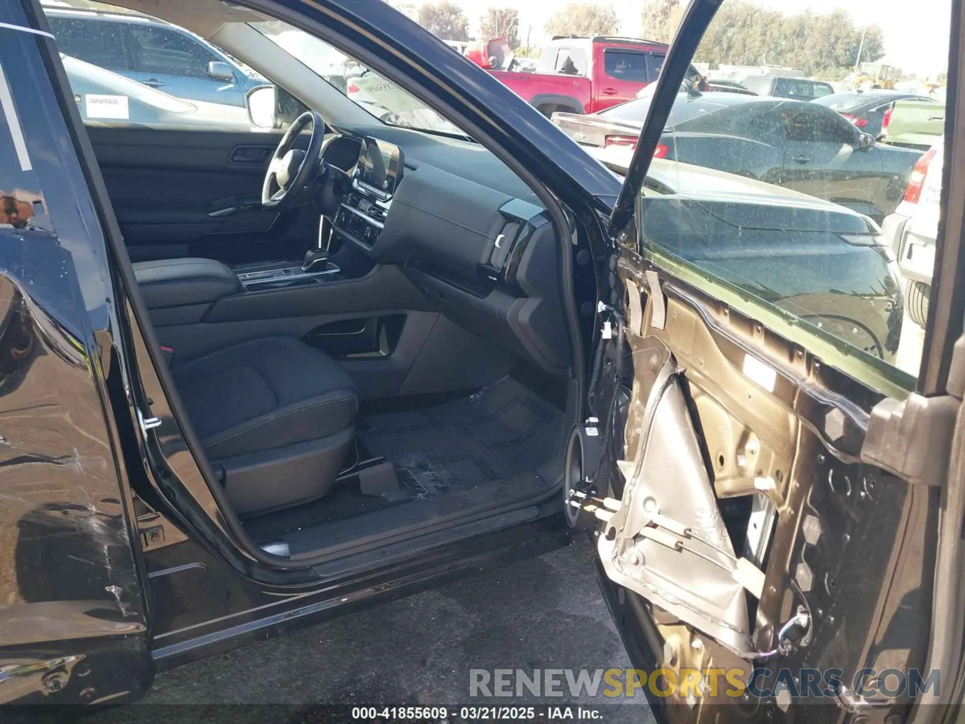 5 Photograph of a damaged car 5N1DR3BA8RC289408 NISSAN PATHFINDER 2024