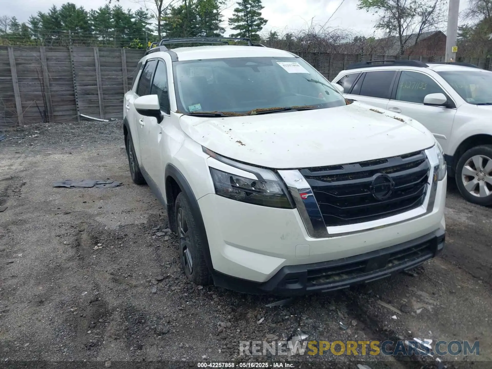 1 Photograph of a damaged car 5N1DR3BC6RC240547 NISSAN PATHFINDER 2024