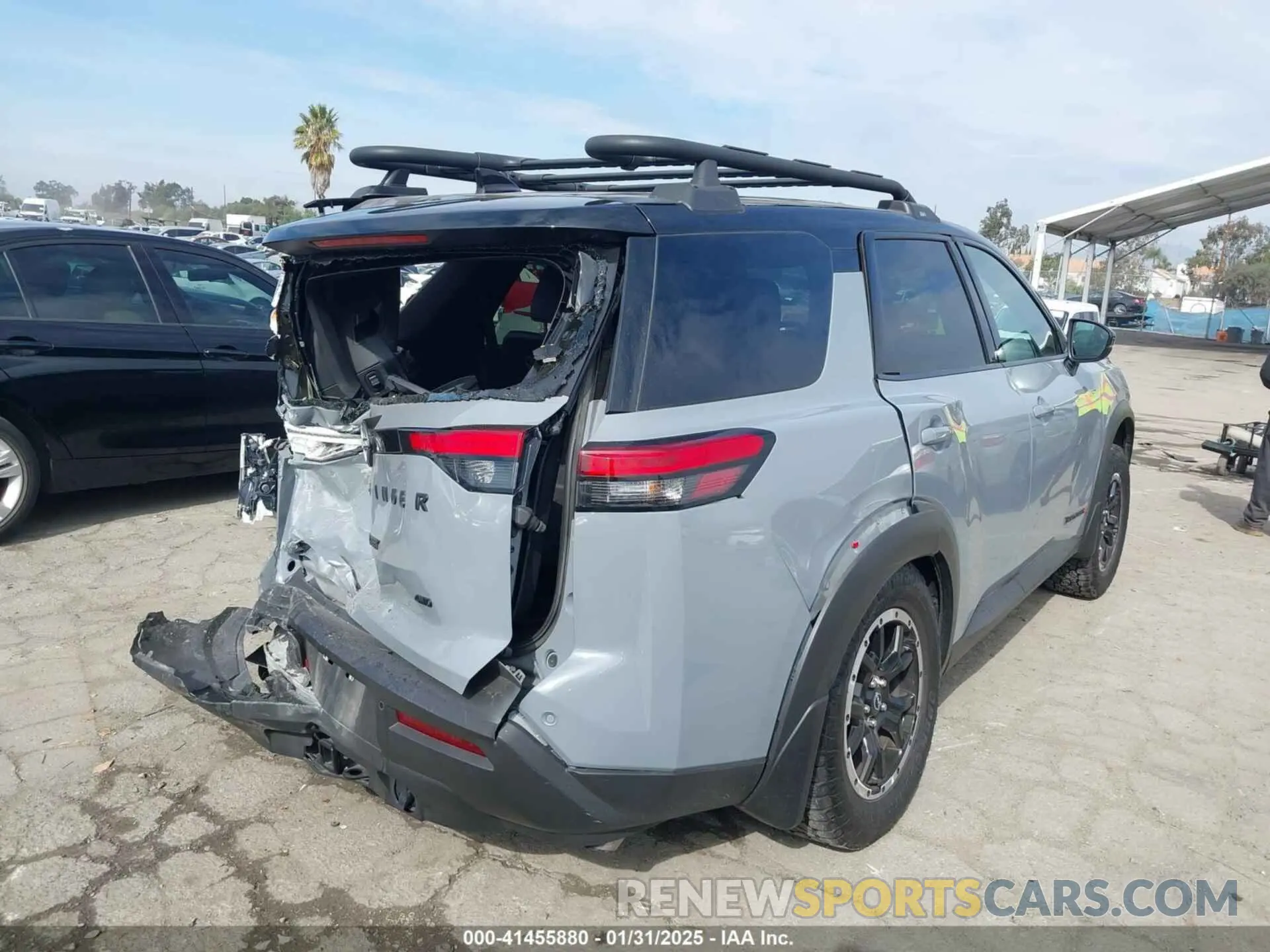 4 Photograph of a damaged car 5N1DR3BD2RC251313 NISSAN PATHFINDER 2024