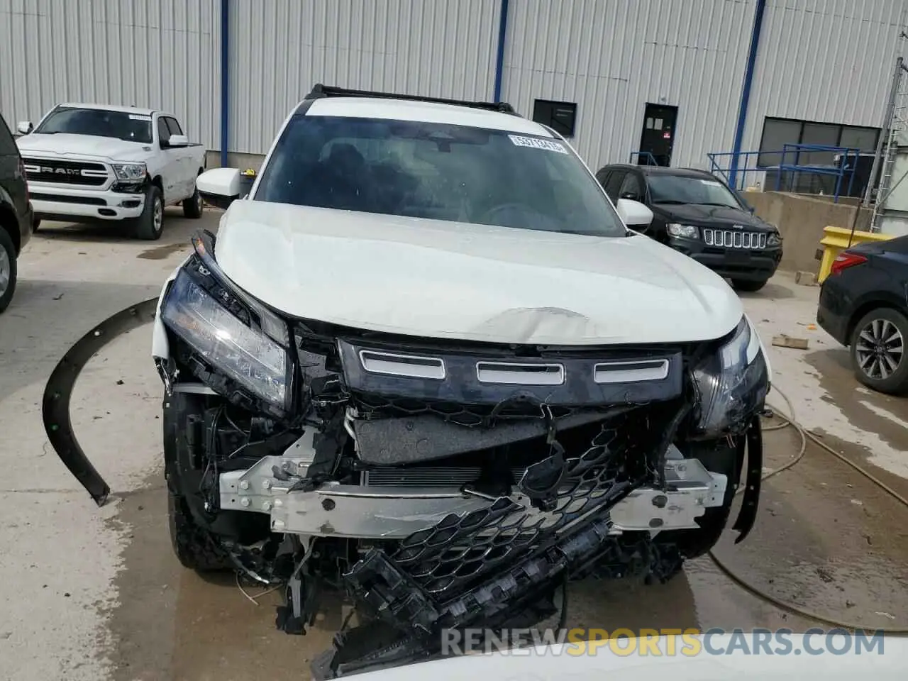 5 Photograph of a damaged car 5N1DR3BD3RC246573 NISSAN PATHFINDER 2024