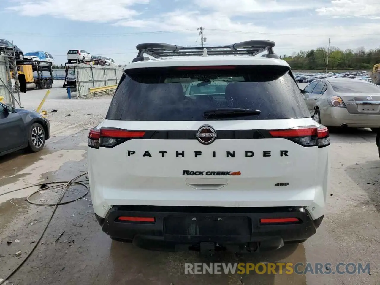 6 Photograph of a damaged car 5N1DR3BD3RC246573 NISSAN PATHFINDER 2024