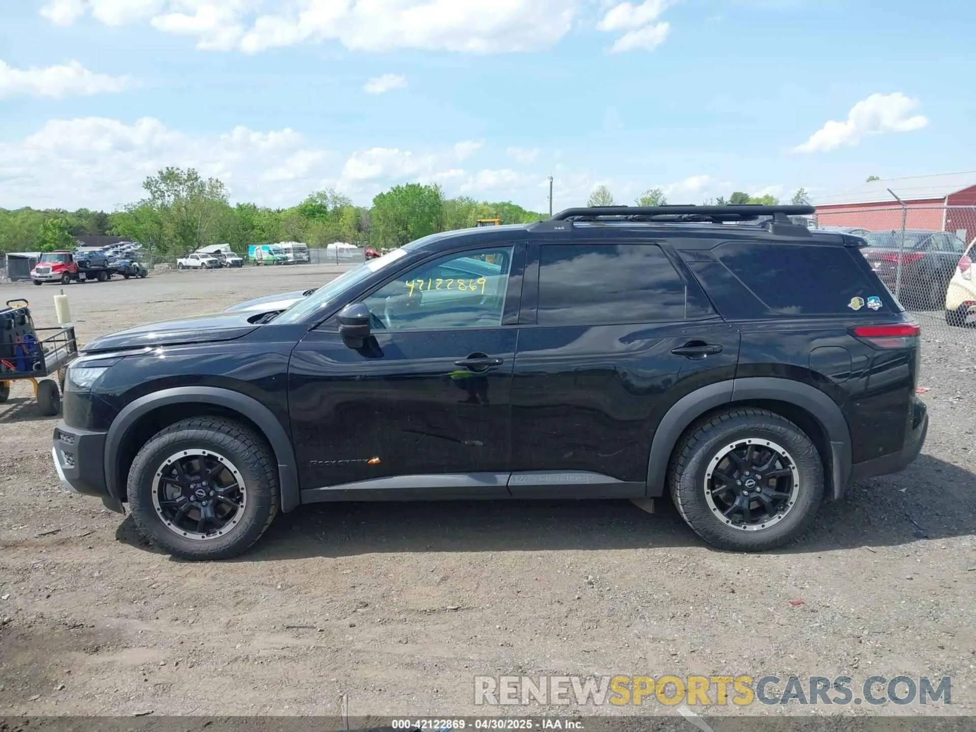 14 Photograph of a damaged car 5N1DR3BD3RC298592 NISSAN PATHFINDER 2024