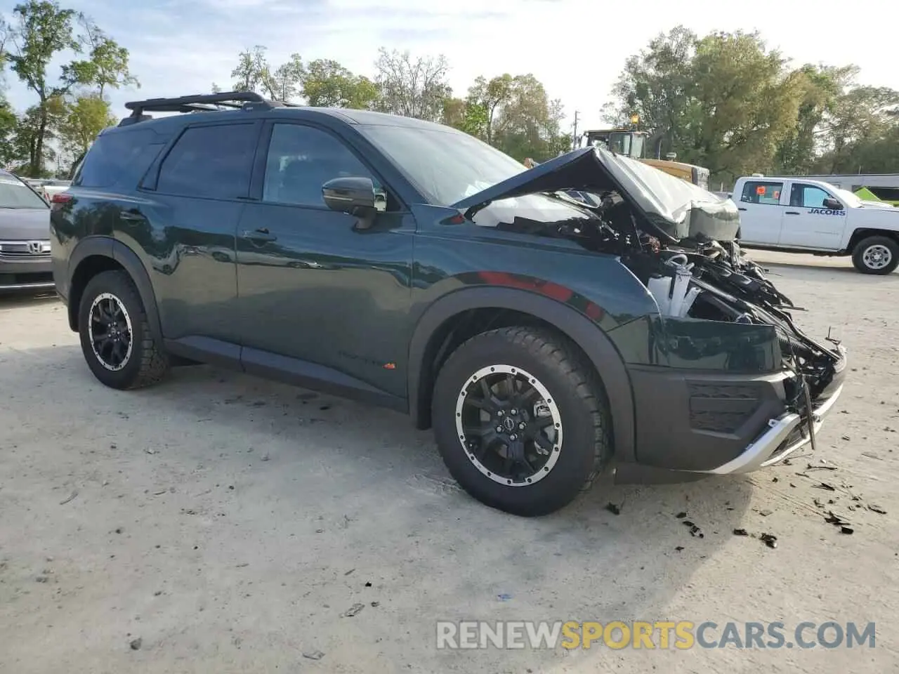 4 Photograph of a damaged car 5N1DR3BD3RC304567 NISSAN PATHFINDER 2024