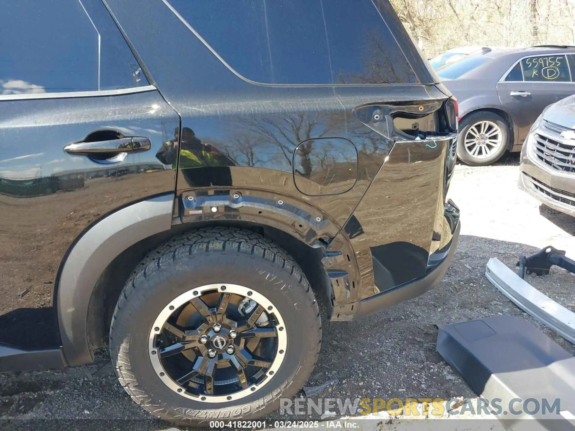 6 Photograph of a damaged car 5N1DR3BD4RC280165 NISSAN PATHFINDER 2024