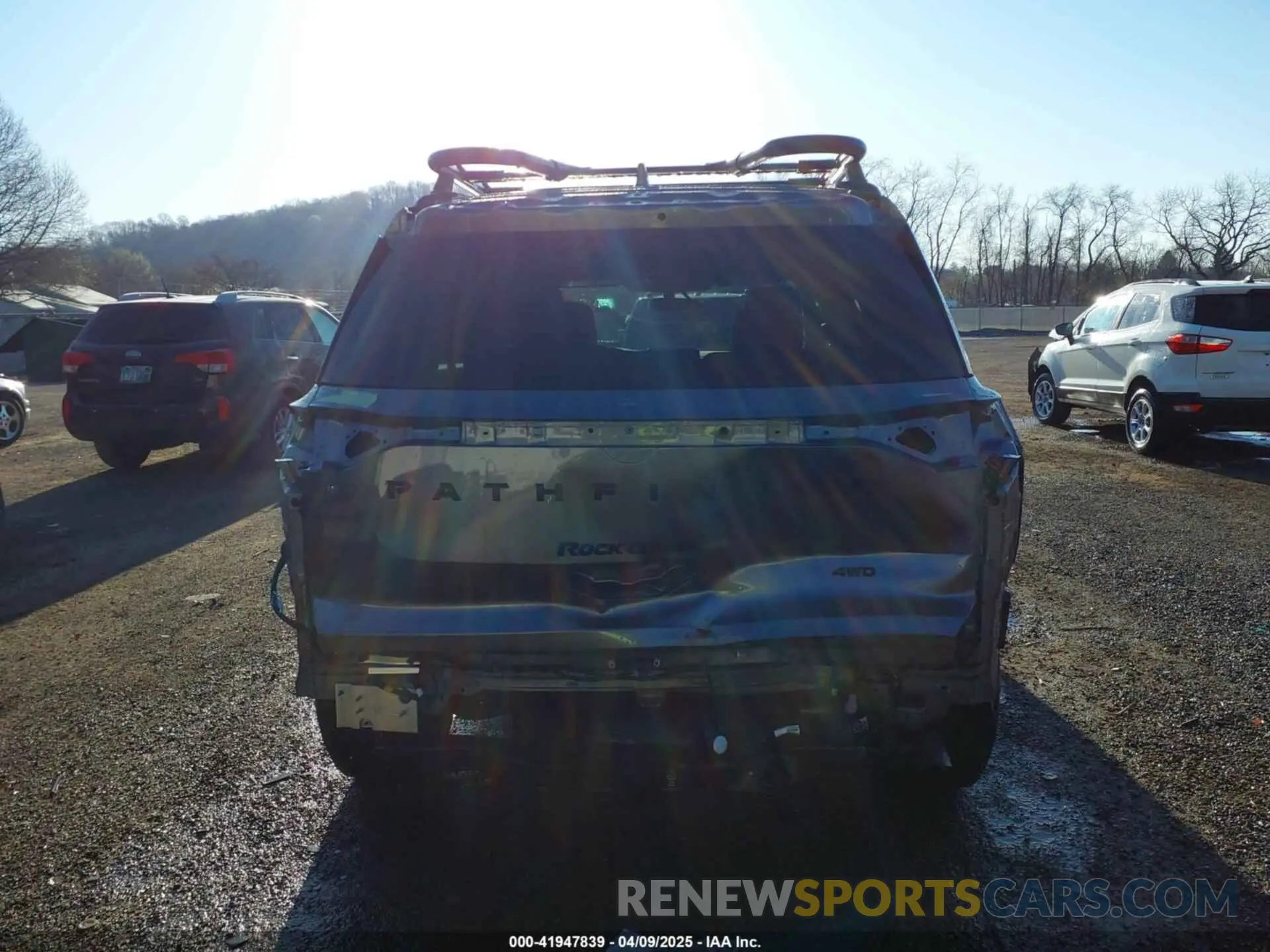 17 Photograph of a damaged car 5N1DR3BD8RC291069 NISSAN PATHFINDER 2024