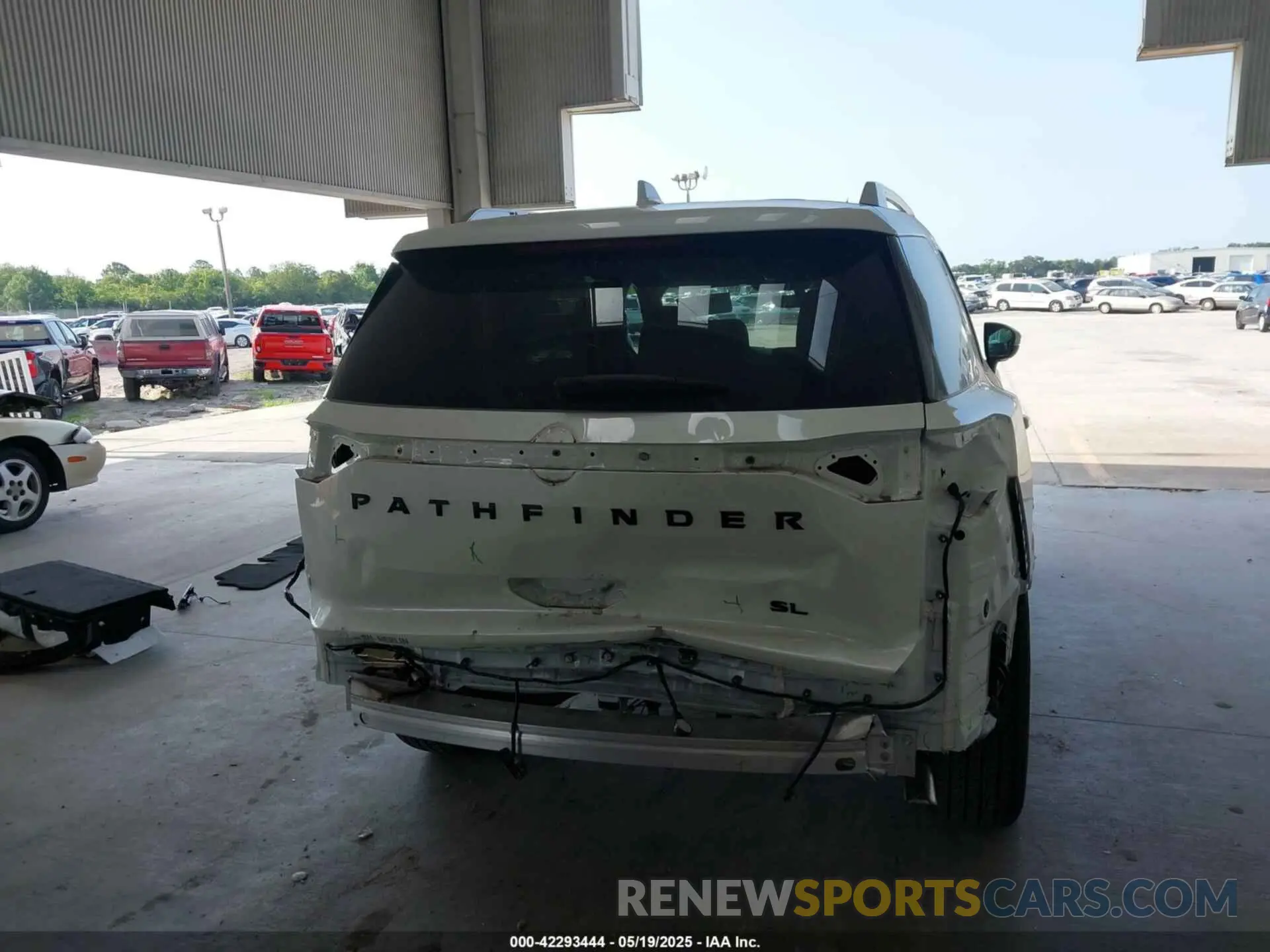 17 Photograph of a damaged car 5N1DR3CA5RC208511 NISSAN PATHFINDER 2024