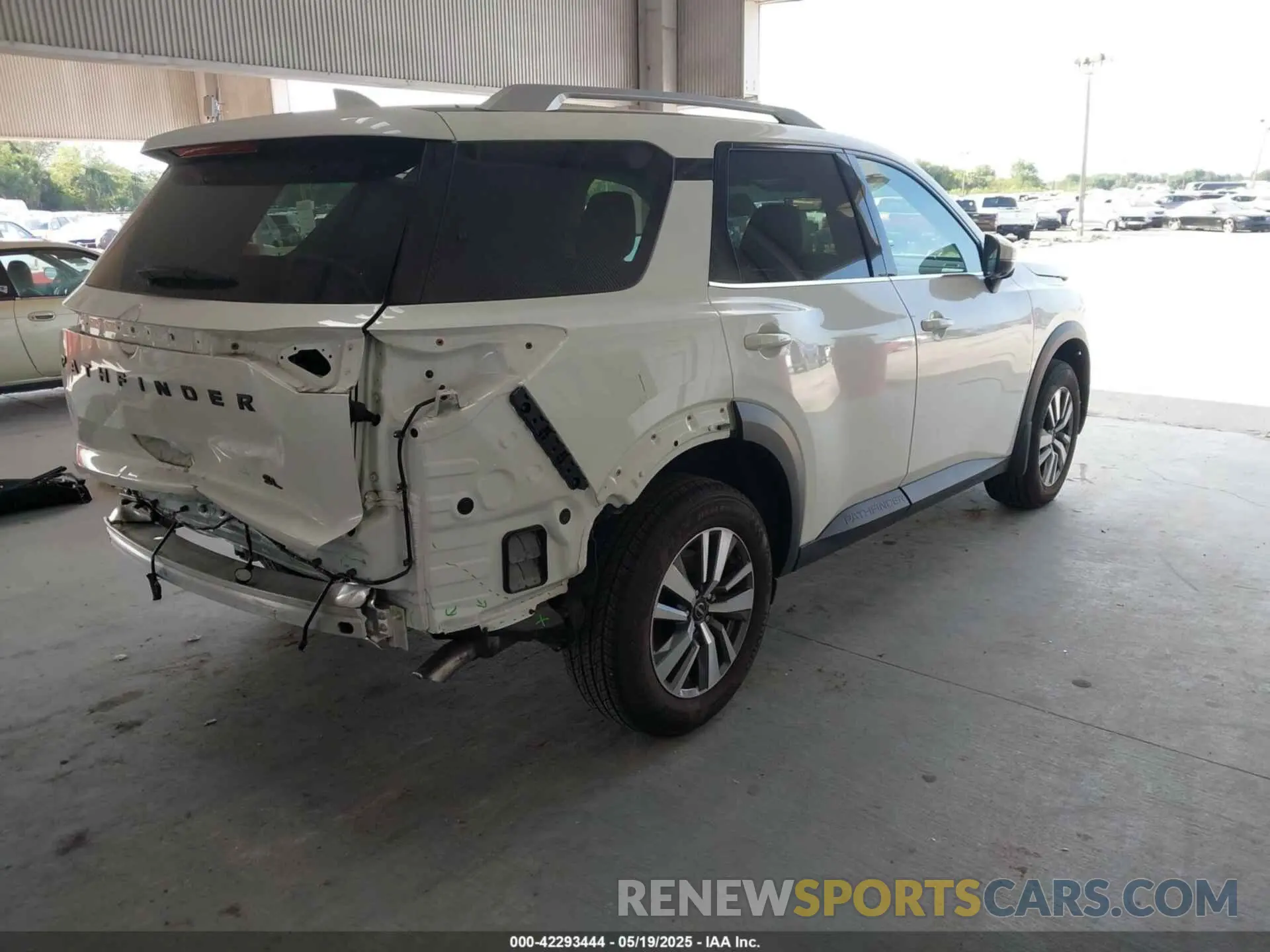 4 Photograph of a damaged car 5N1DR3CA5RC208511 NISSAN PATHFINDER 2024