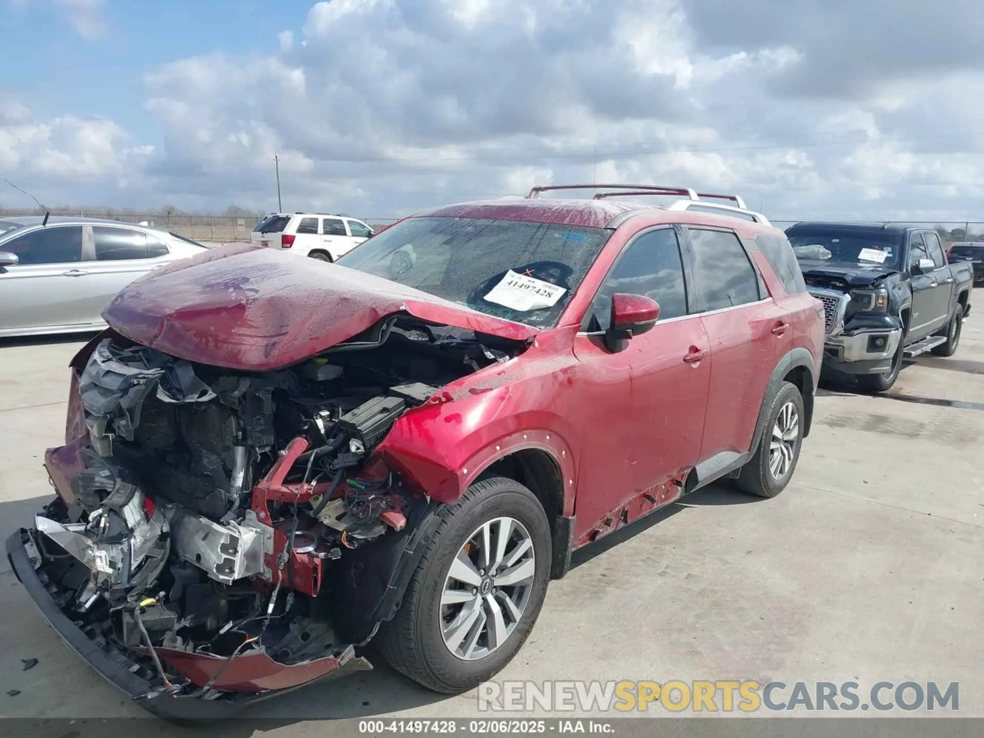 6 Photograph of a damaged car 5N1DR3CAXRC205300 NISSAN PATHFINDER 2024