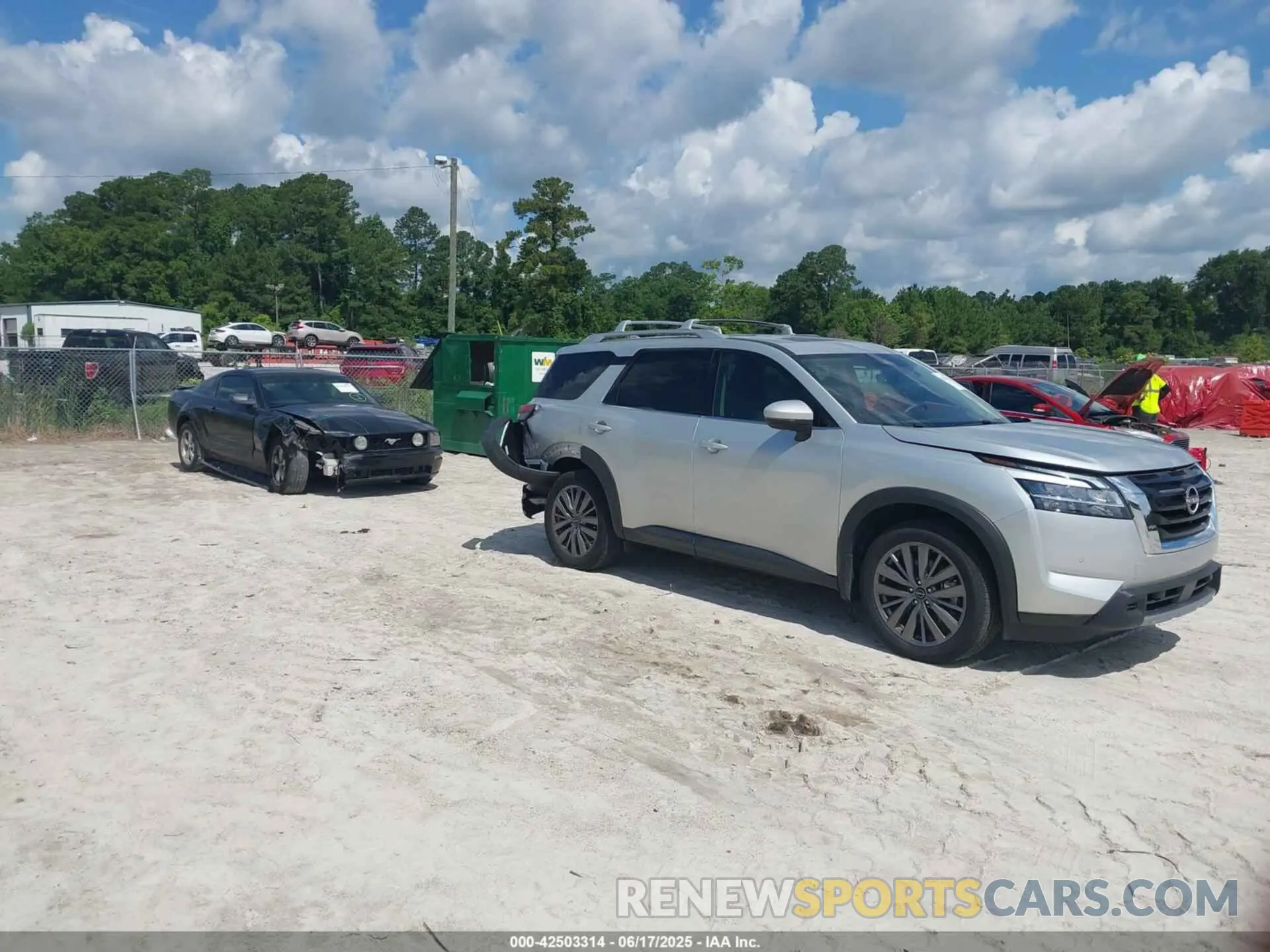 1 Photograph of a damaged car 5N1DR3CB4RC263900 NISSAN PATHFINDER 2024