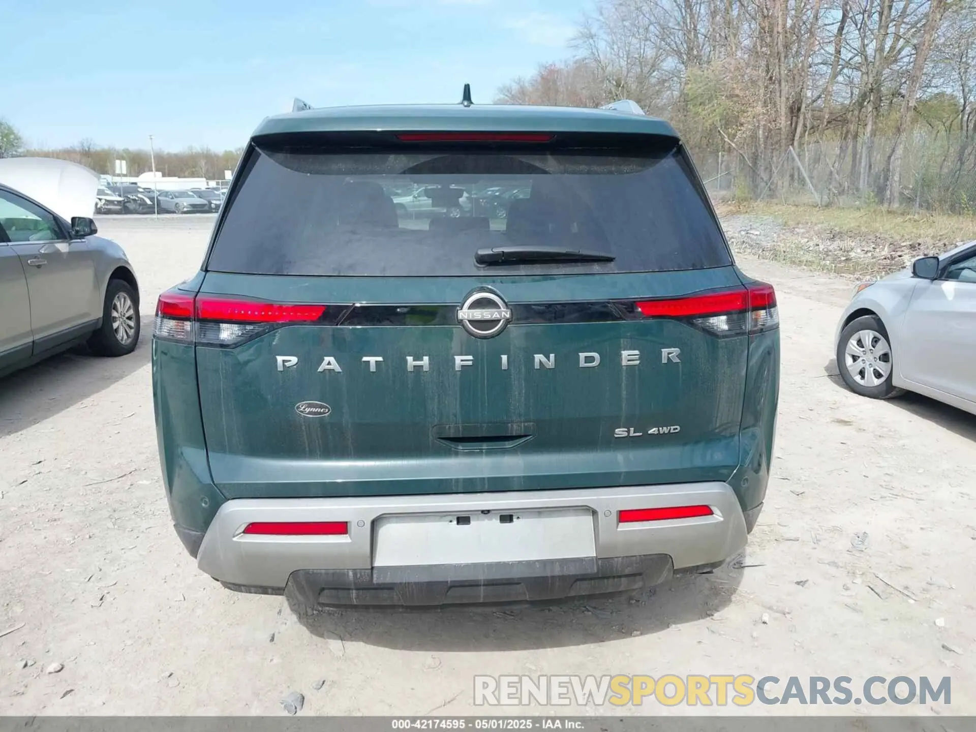 16 Photograph of a damaged car 5N1DR3CC7RC294826 NISSAN PATHFINDER 2024