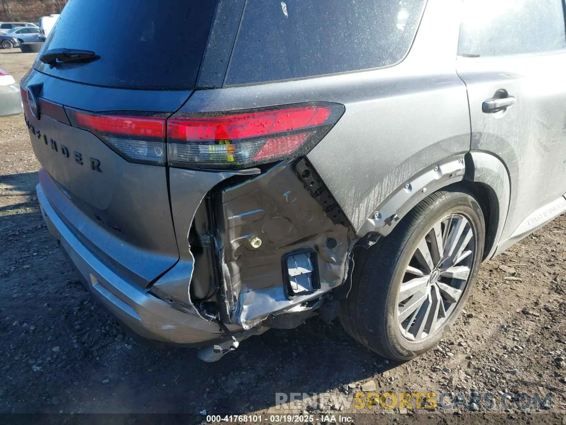 6 Photograph of a damaged car 5N1DR3CD3RC242490 NISSAN PATHFINDER 2024