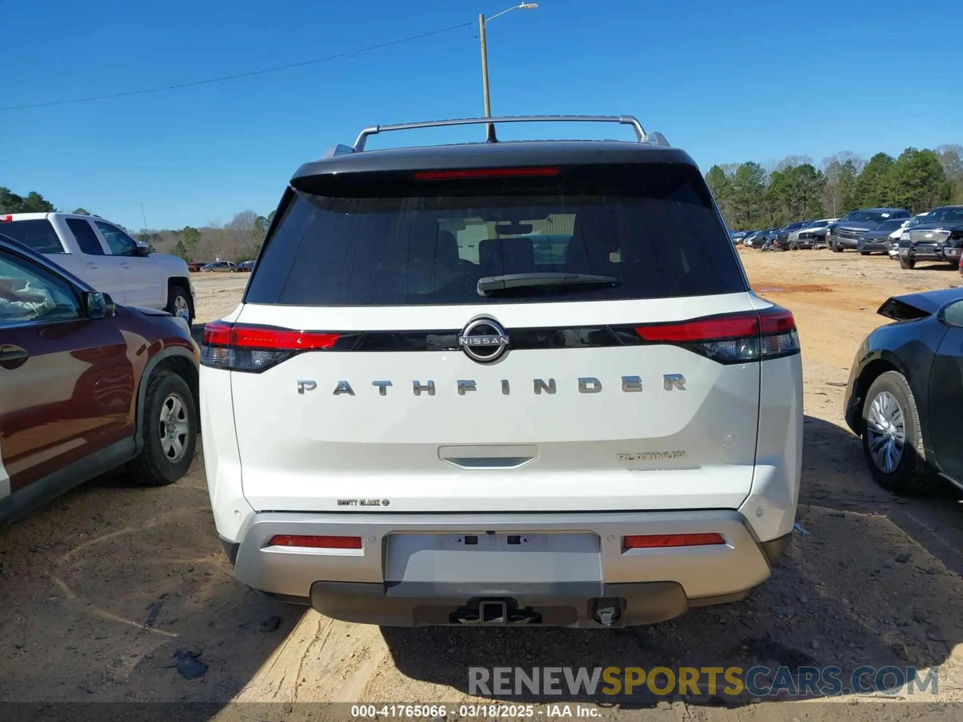 17 Photograph of a damaged car 5N1DR3DG3RC209787 NISSAN PATHFINDER 2024
