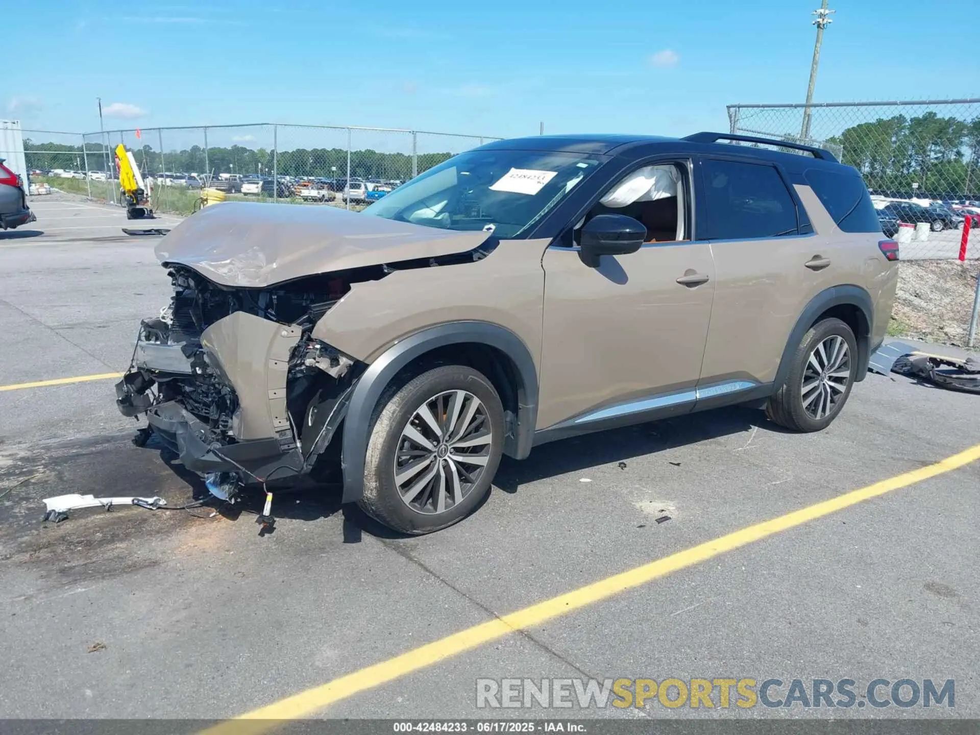 2 Photograph of a damaged car 5N1DR3DG4RC213279 NISSAN PATHFINDER 2024