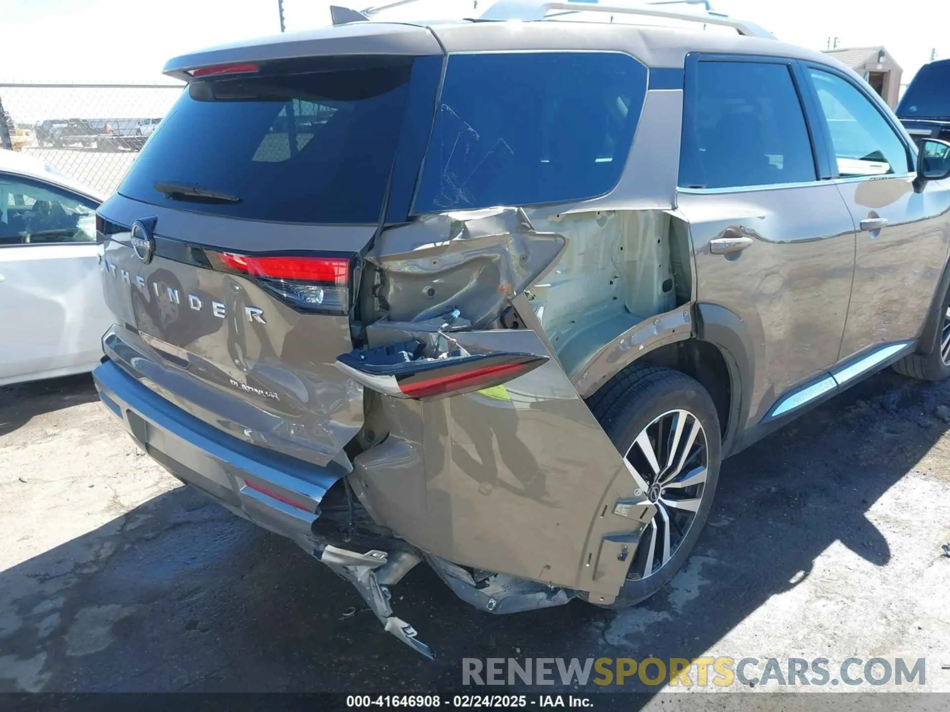 6 Photograph of a damaged car 5N1DR3DG8RC218498 NISSAN PATHFINDER 2024