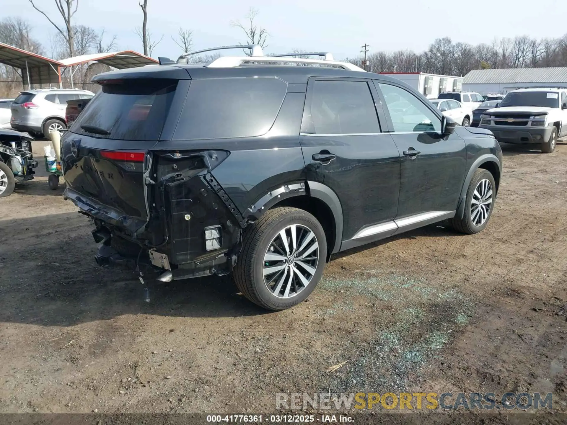 4 Photograph of a damaged car 5N1DR3DJ3RC230179 NISSAN PATHFINDER 2024