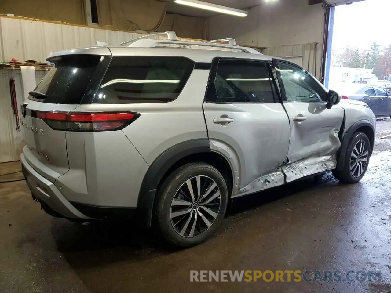 3 Photograph of a damaged car 5N1DR3DJ5RC202013 NISSAN PATHFINDER 2024