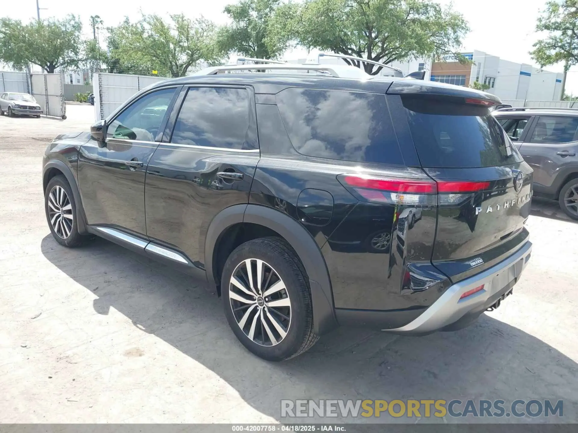 3 Photograph of a damaged car 5N1DR3DJ6RC243508 NISSAN PATHFINDER 2024