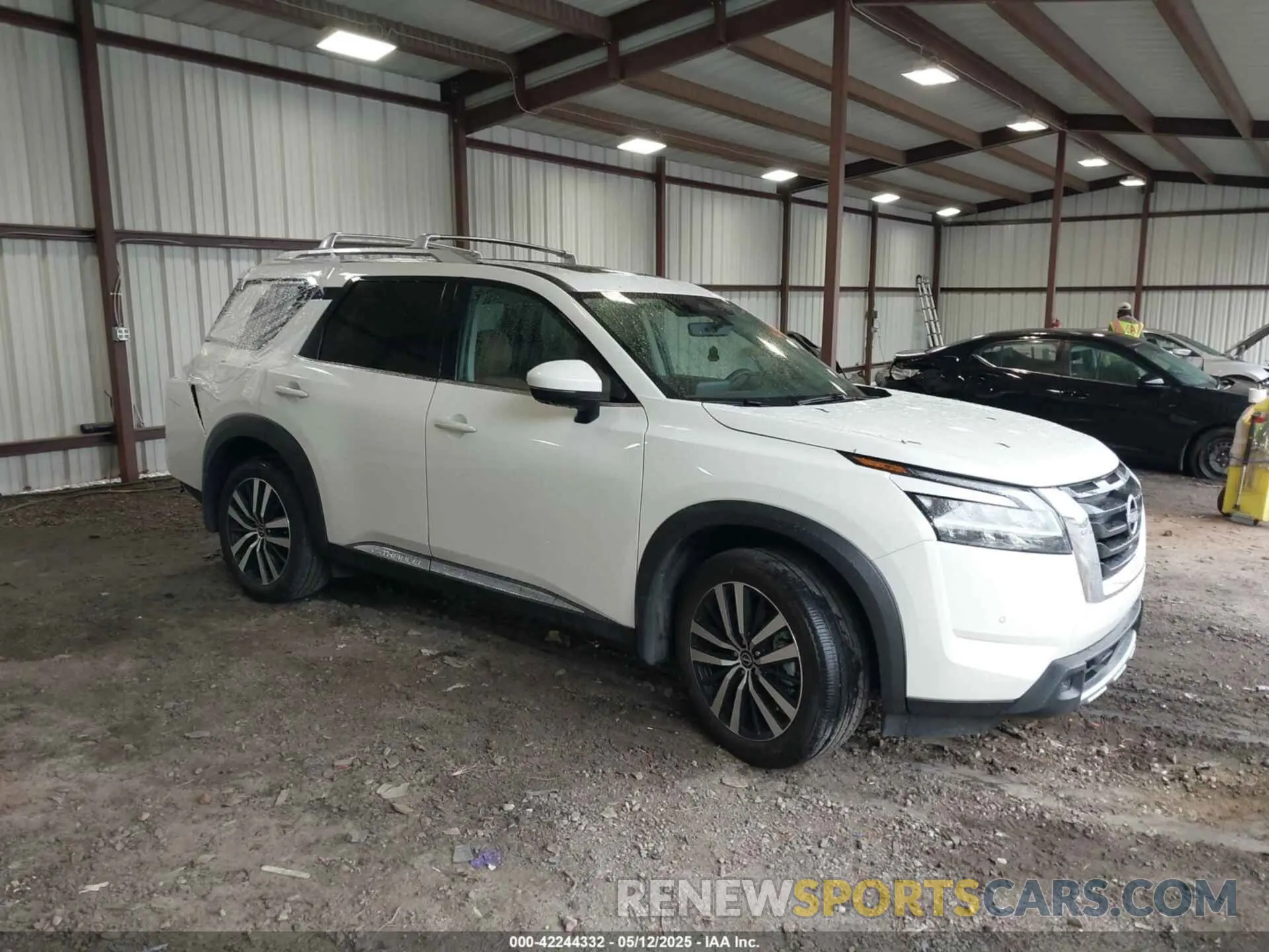 1 Photograph of a damaged car 5N1DR3DK0RC269451 NISSAN PATHFINDER 2024