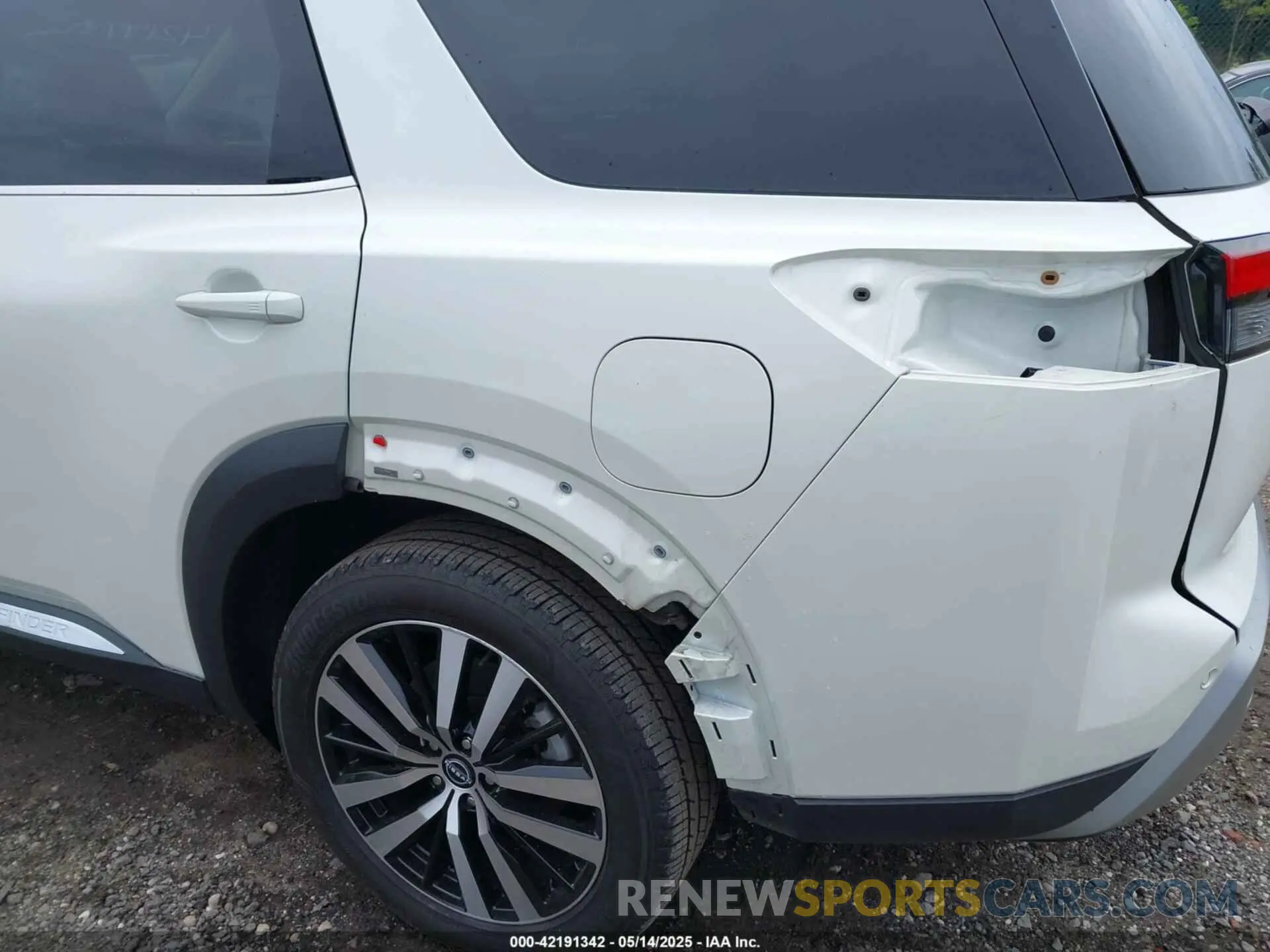20 Photograph of a damaged car 5N1DR3DK4RC226005 NISSAN PATHFINDER 2024