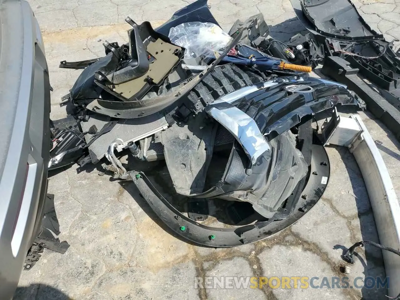 13 Photograph of a damaged car 5N1DR3DK8RC212561 NISSAN PATHFINDER 2024