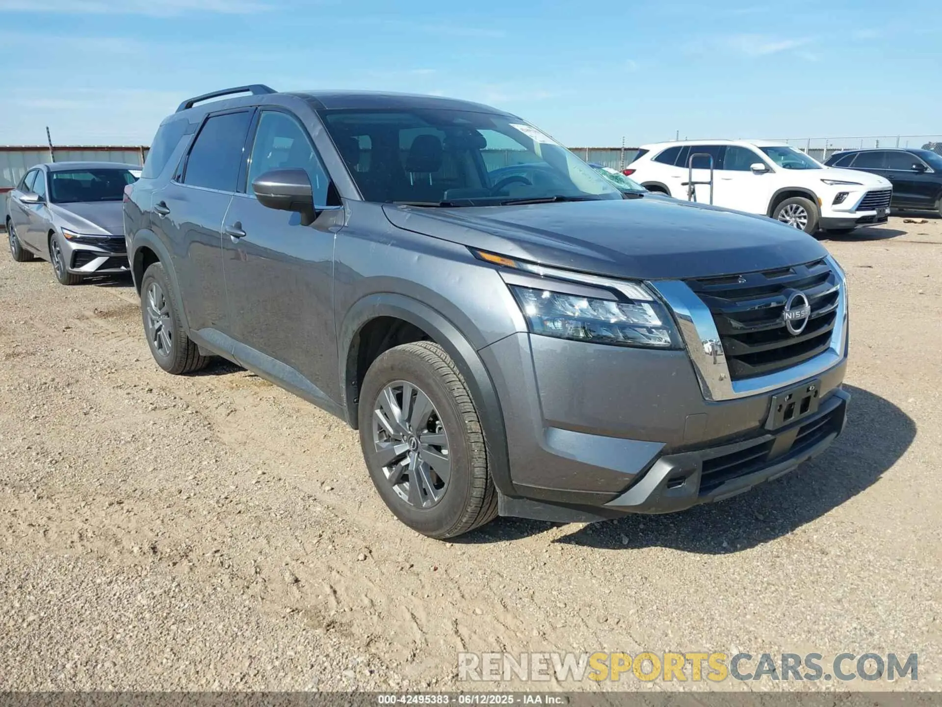 1 Photograph of a damaged car 5N1DR3BA4SC210824 NISSAN PATHFINDER 2025