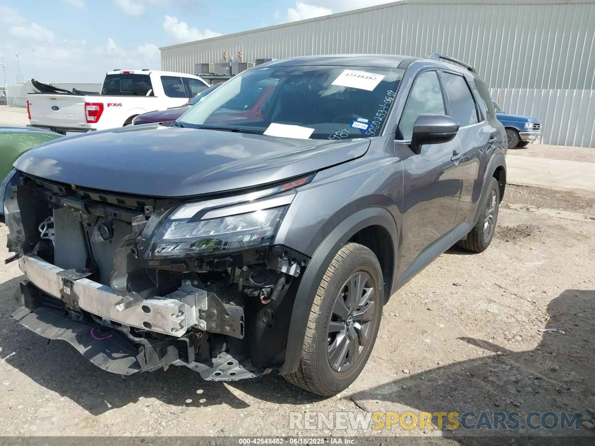 2 Photograph of a damaged car 5N1DR3BA4SC211987 NISSAN PATHFINDER 2025