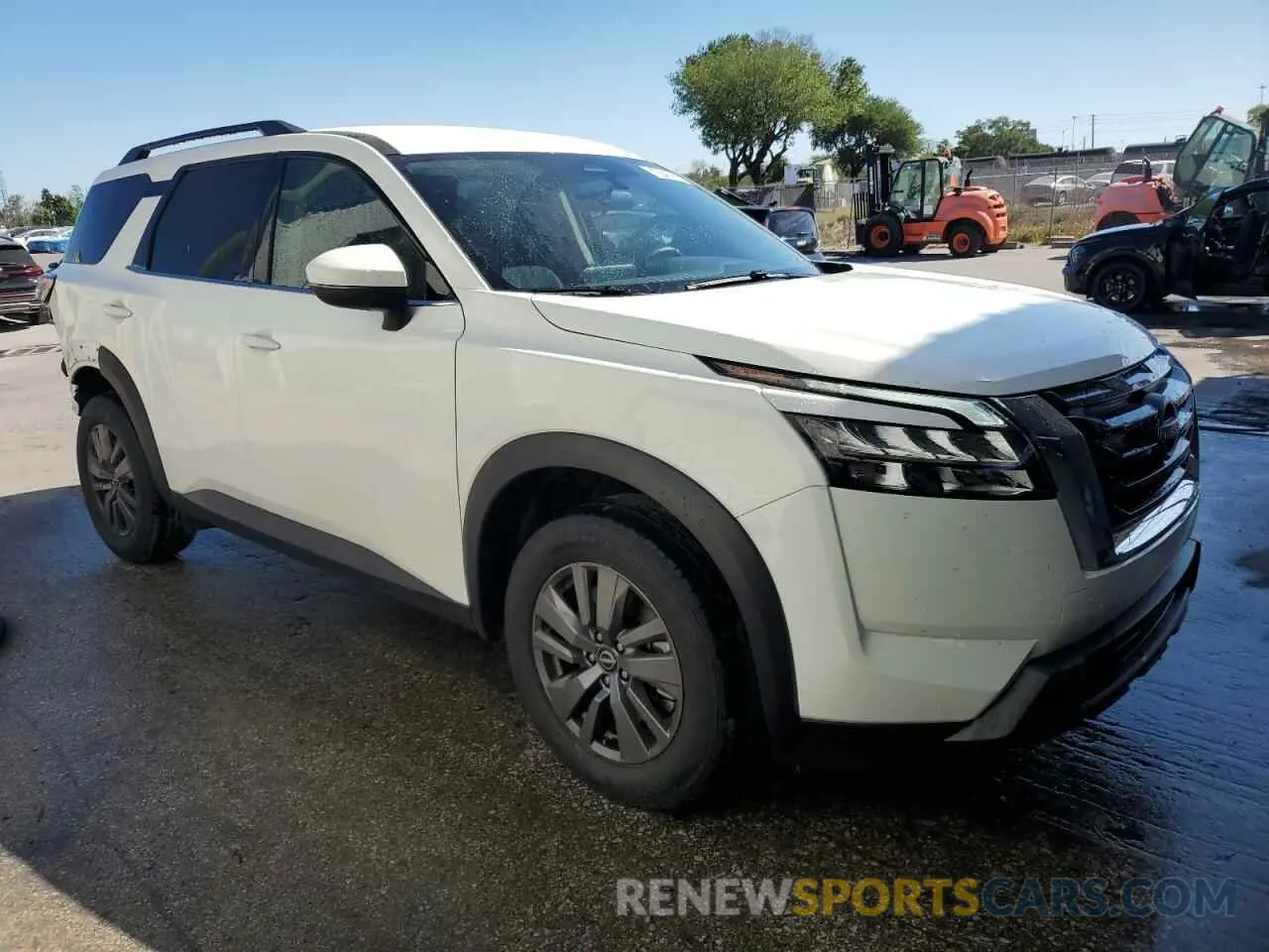 4 Photograph of a damaged car 5N1DR3BA8SC206744 NISSAN PATHFINDER 2025