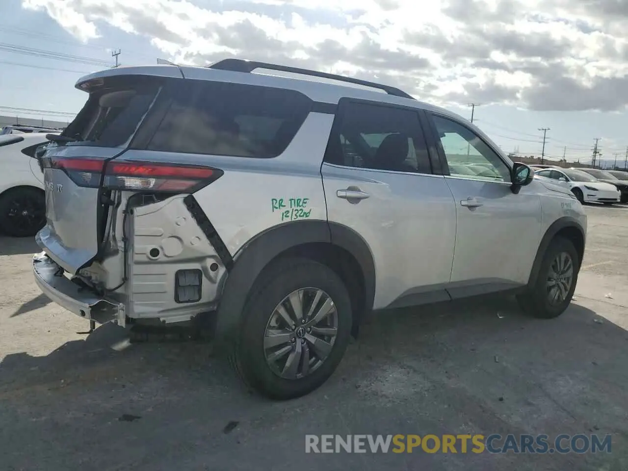 3 Photograph of a damaged car 5N1DR3BA8SC240781 NISSAN PATHFINDER 2025