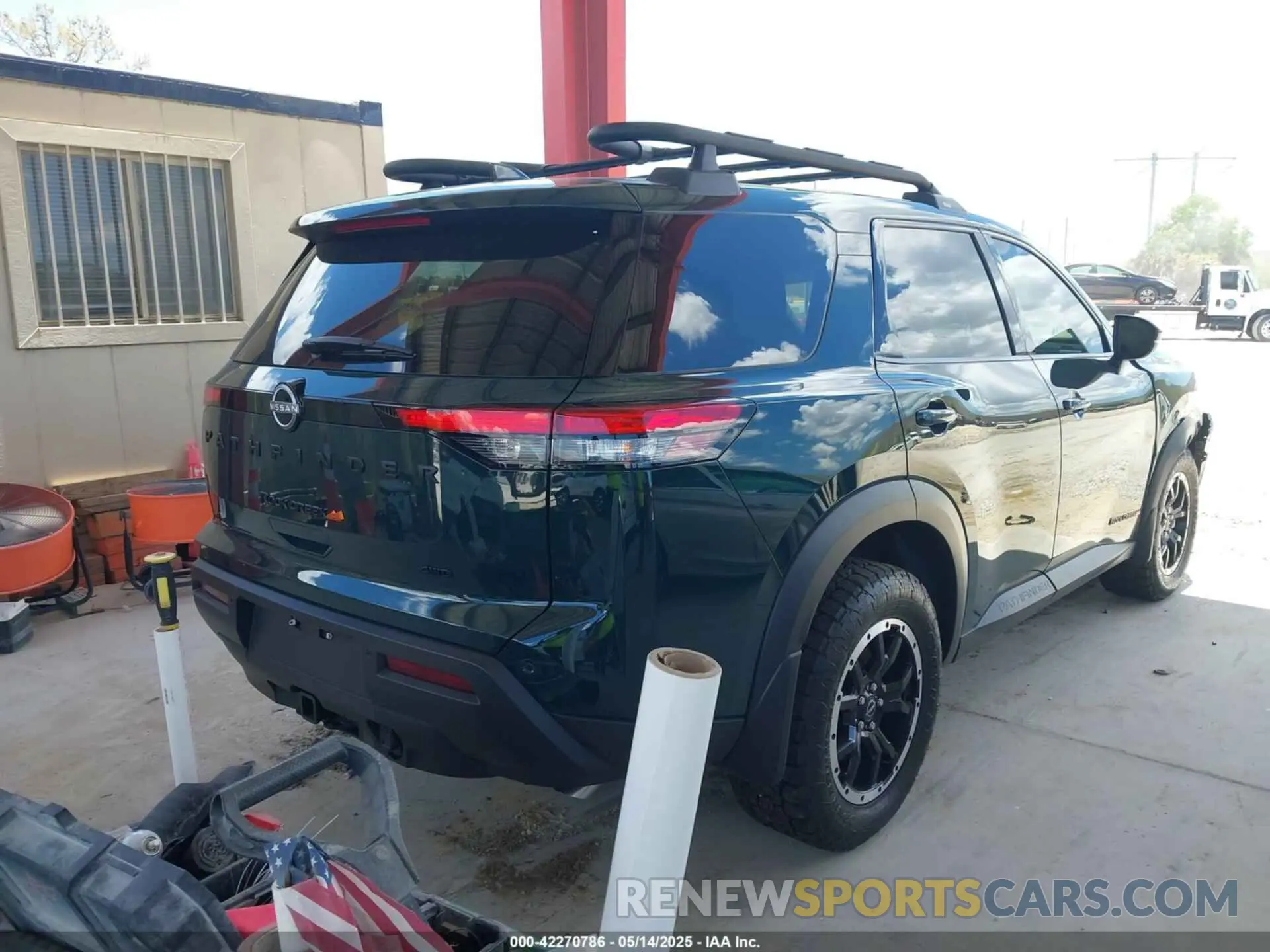 4 Photograph of a damaged car 5N1DR3BD4SC230520 NISSAN PATHFINDER 2025