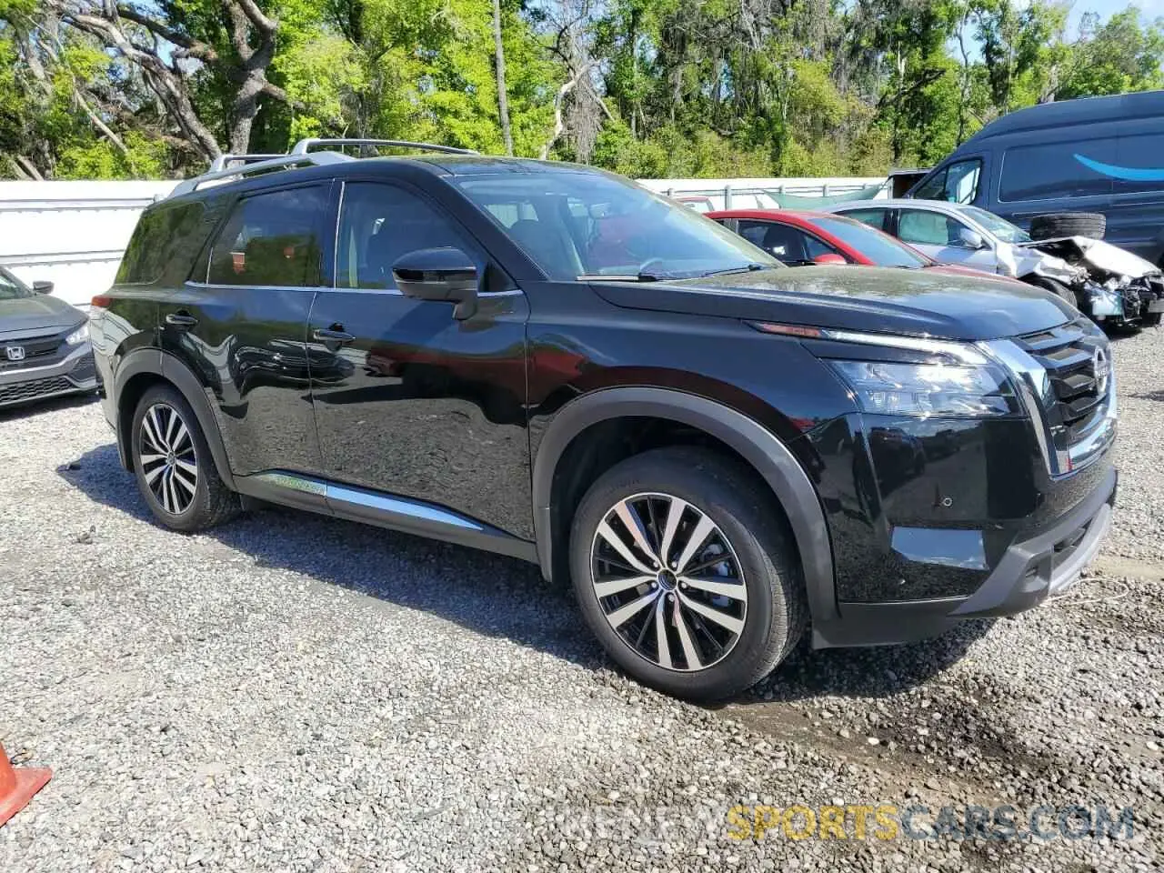 4 Photograph of a damaged car 5N1DR3DG9SC212828 NISSAN PATHFINDER 2025